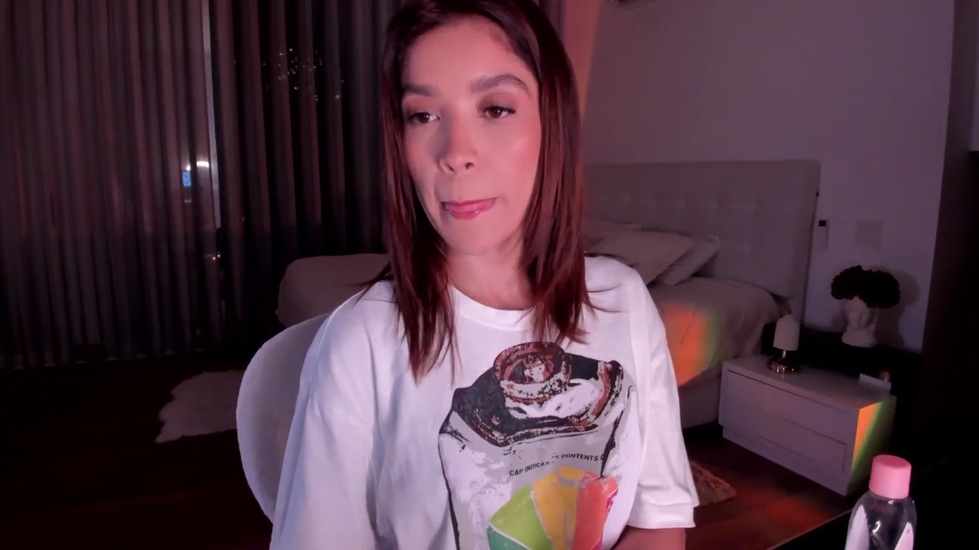 Gallery image thumbnail from Lore_23's myfreecams stream on, 08/16/2024, 04:31 image 7 of 20
