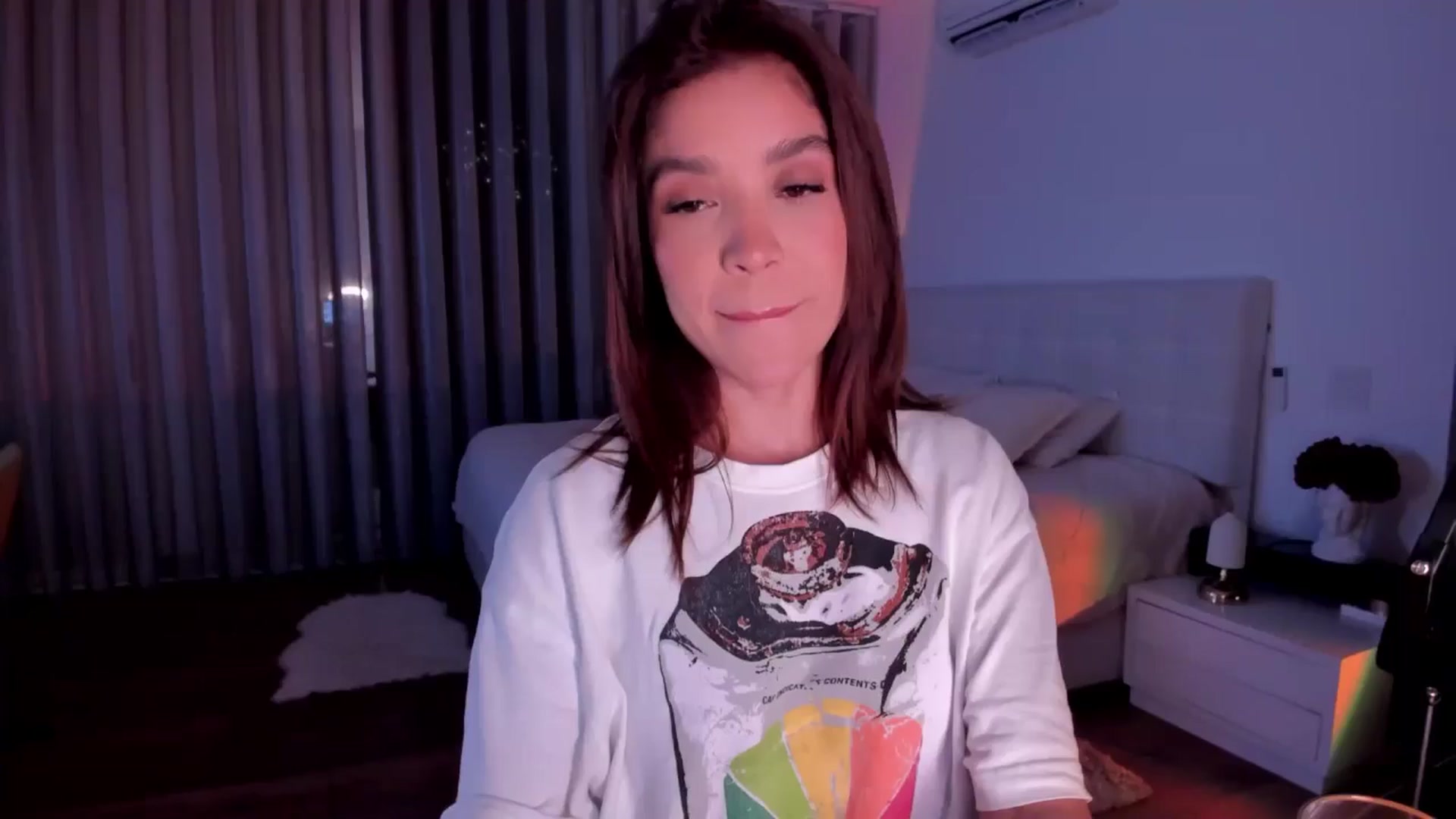 Gallery image thumbnail from Lore_23's myfreecams stream on, 08/16/2024, 04:31 image 1 of 20