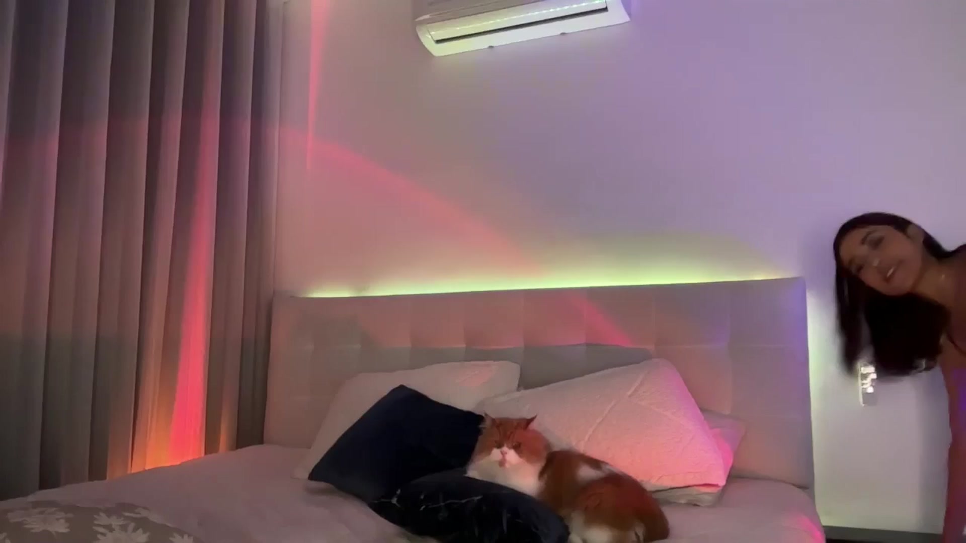 Gallery image thumbnail from Lore_23's myfreecams stream on, 10/10/2024, 04:54 image 1 of 20