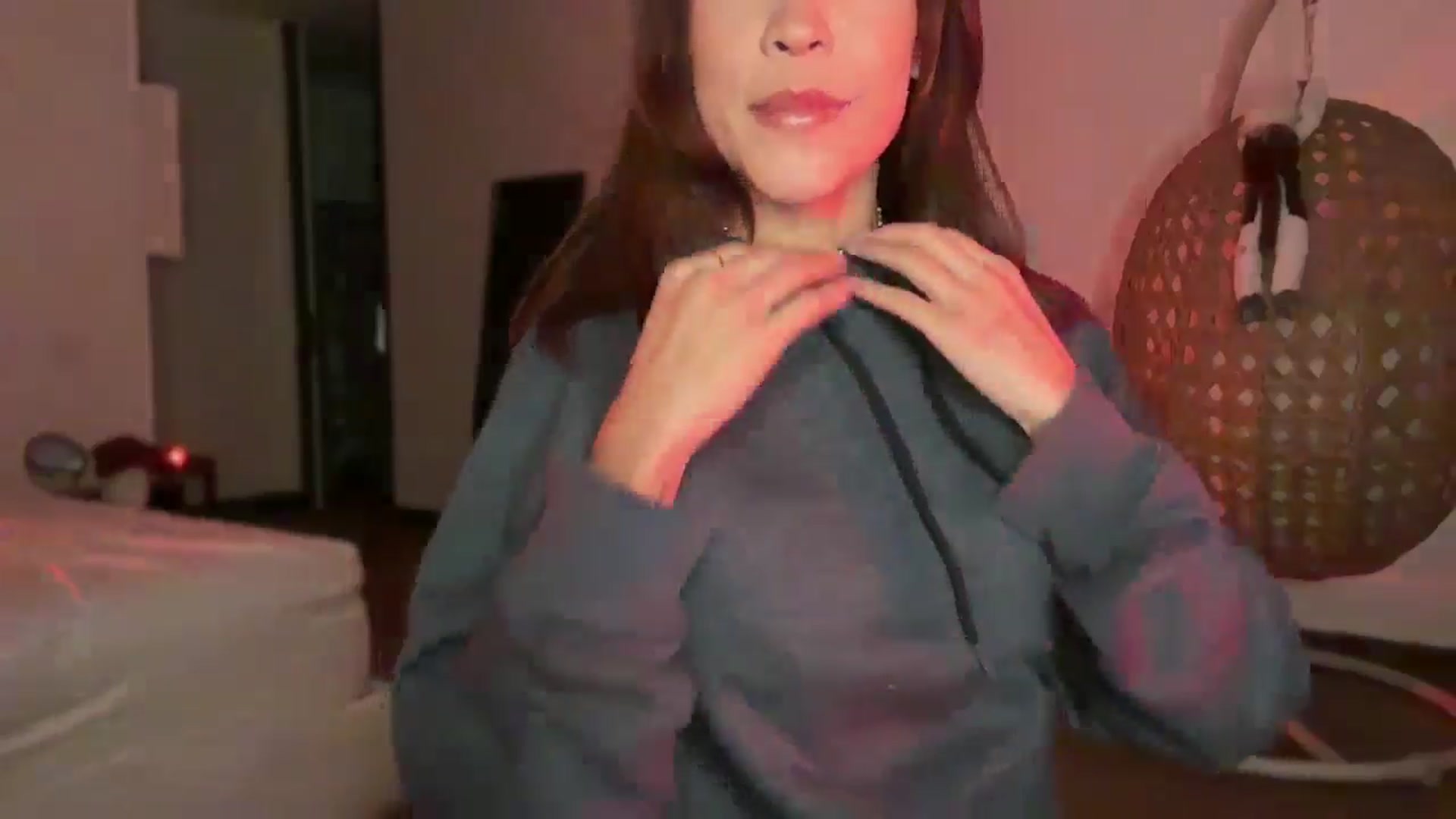 Gallery image thumbnail from Lore_23's myfreecams stream on, 11/05/2024, 02:36 image 3 of 20