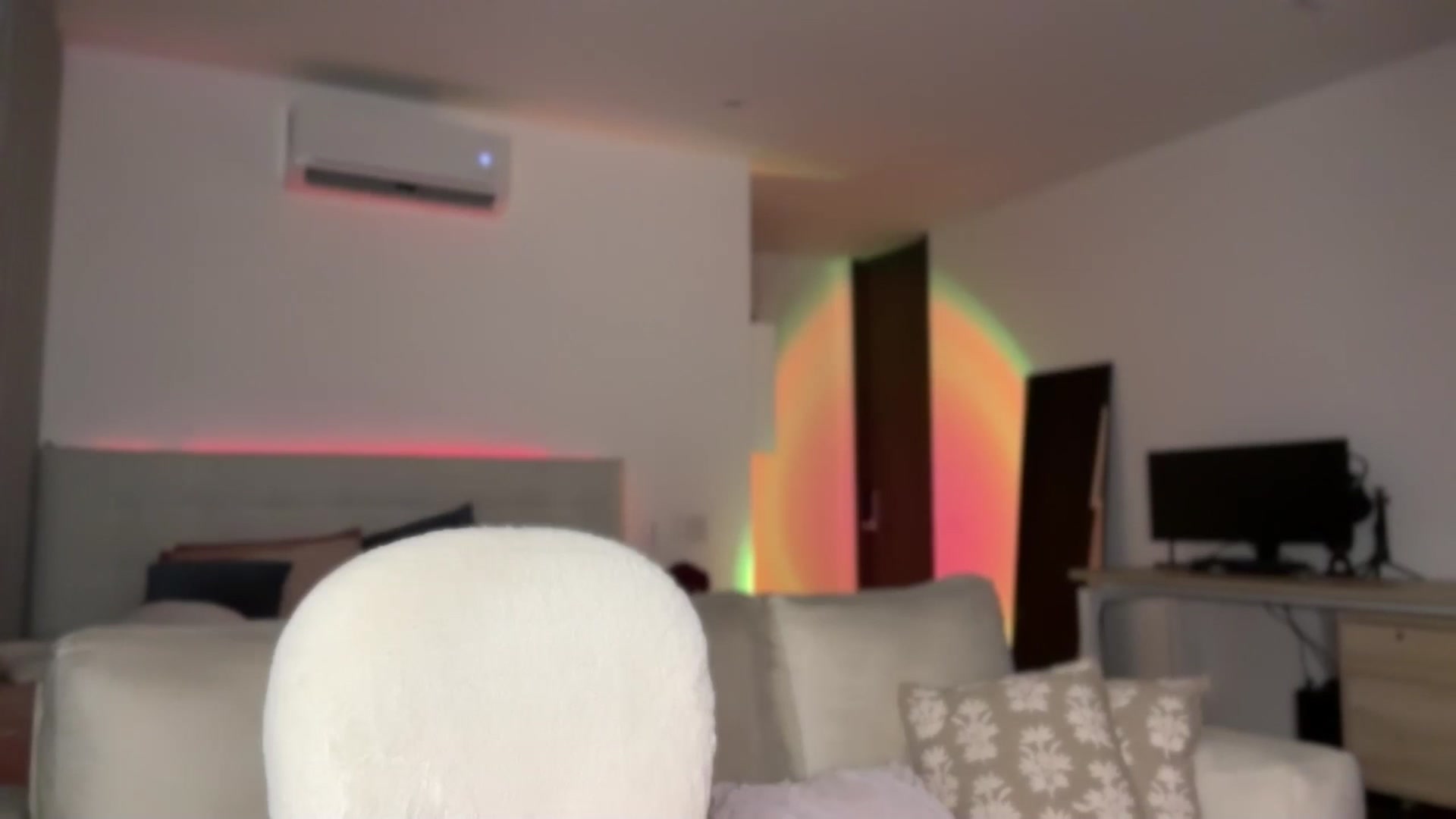 Gallery image thumbnail from Lore_23's myfreecams stream on, 01/30/2025, 05:24 image 8 of 20