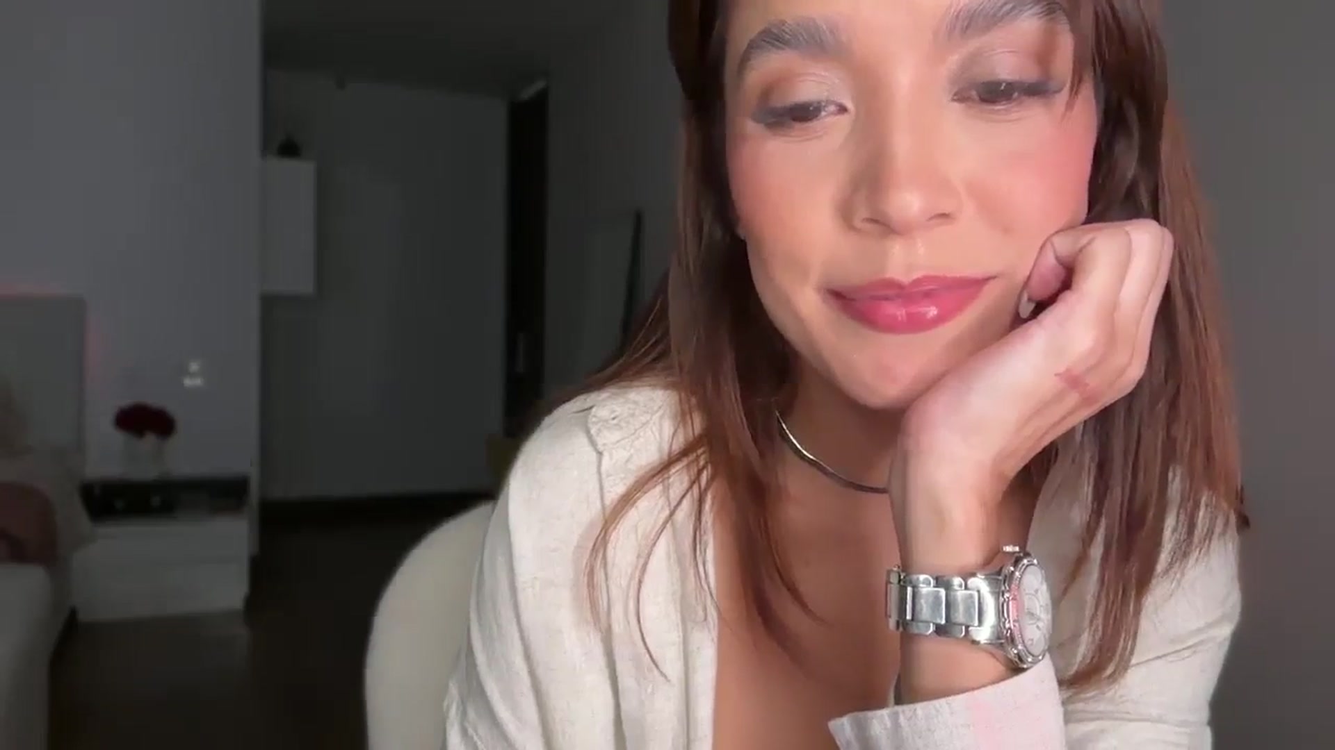 Gallery image thumbnail from Lore_23's myfreecams stream on, 01/31/2025, 07:30 image 3 of 20