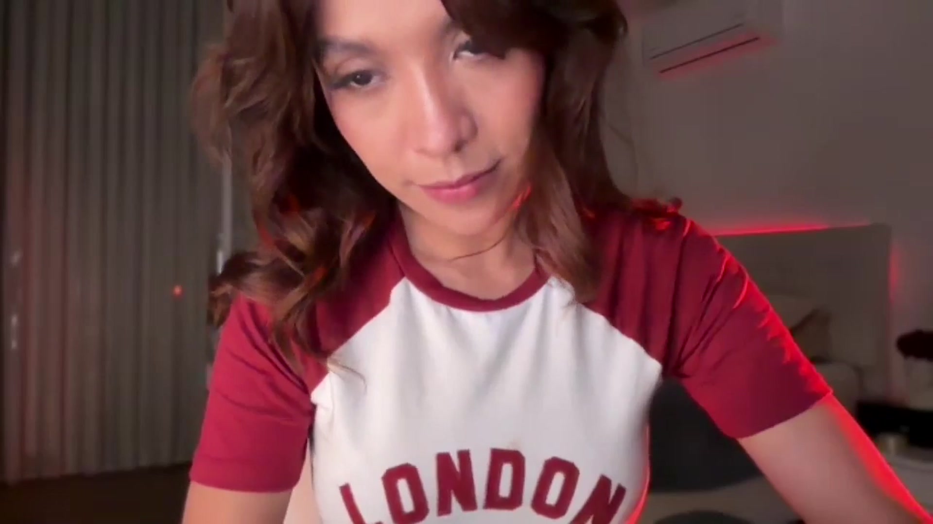 Gallery image thumbnail from Lore_23's myfreecams stream on, 02/15/2025, 09:23 image 11 of 20