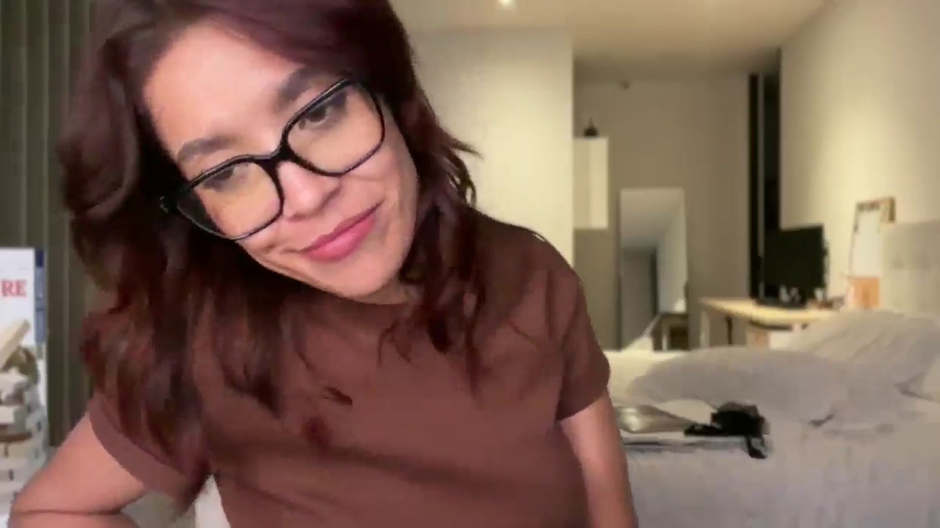 Gallery image thumbnail from Lore_23's myfreecams stream on, 05/27/2025, 08:08 image 16 of 20