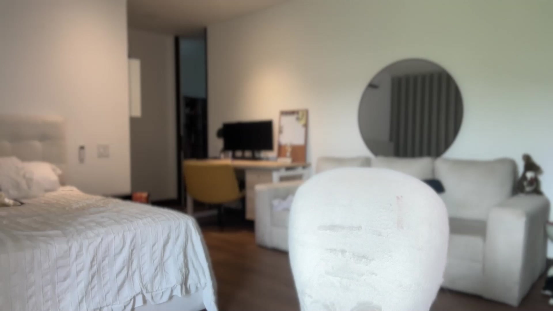 Gallery image thumbnail from Lore_23's myfreecams stream on, 09/23/2025, 21:23 image 11 of 20