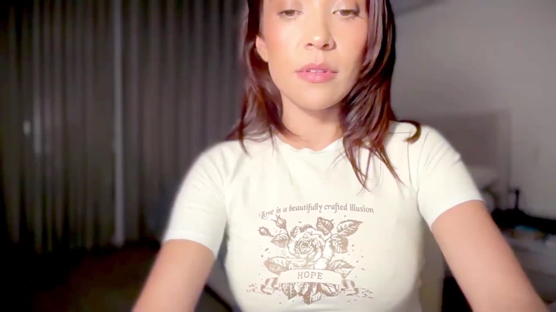 Gallery image thumbnail from Lore_23's myfreecams stream on, 10/25/2025, 08:19 image 3 of 20