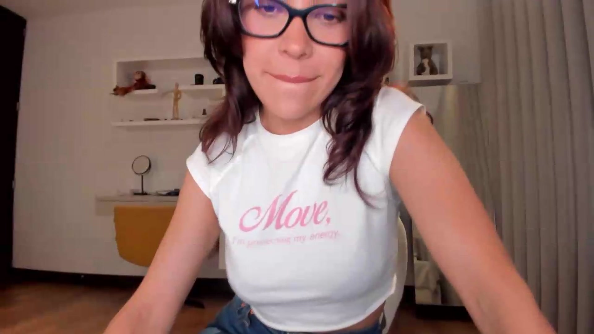 Gallery image thumbnail from Lore_23's myfreecams stream on, 07/01/2026, 06:02 image 3 of 20