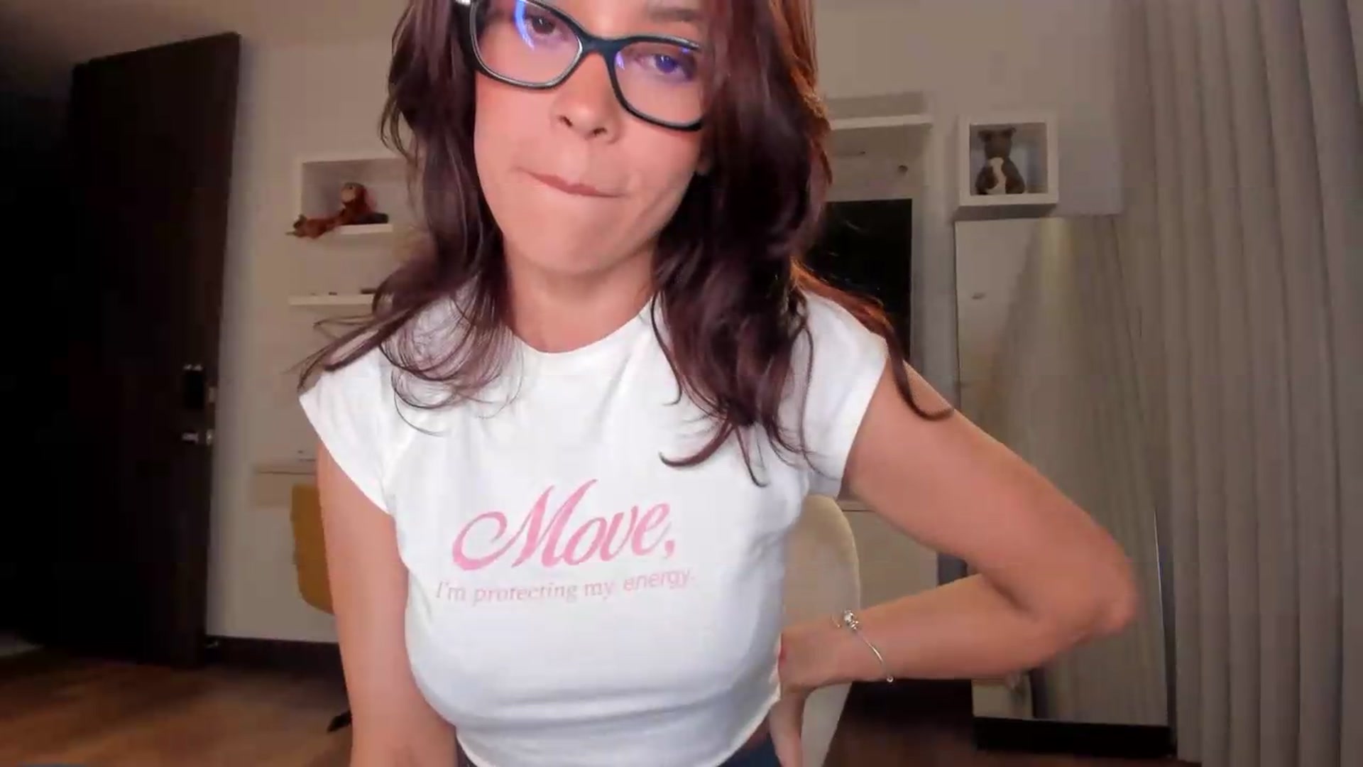 Gallery image thumbnail from Lore_23's myfreecams stream on, 07/01/2026, 06:02 image 12 of 20