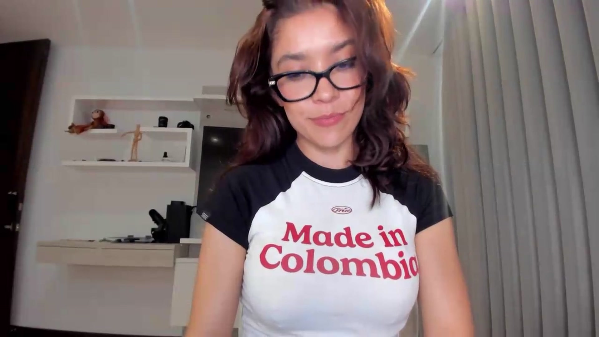 Gallery image thumbnail from Lore_23's myfreecams stream on, 07/03/2026, 02:56 image 11 of 20
