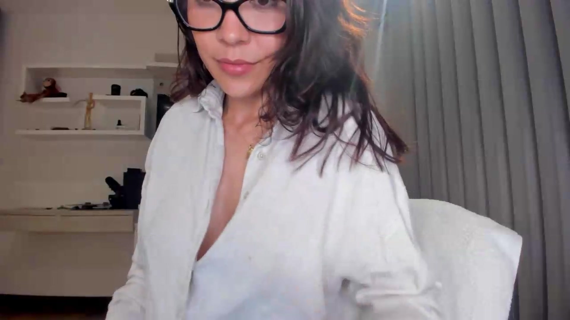 Gallery image thumbnail from Lore_23's myfreecams stream on, 07/03/2026, 05:33 image 6 of 20