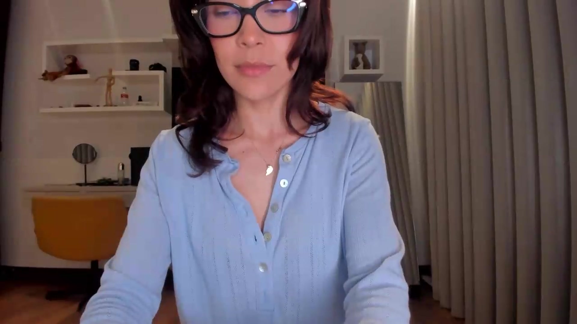 Gallery image thumbnail from Lore_23's myfreecams stream on, 07/06/2026, 05:28 image 4 of 20