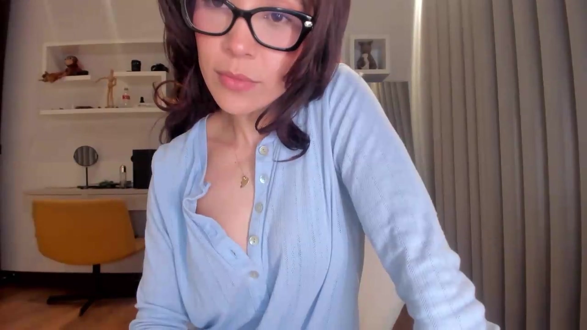 Gallery image thumbnail from Lore_23's myfreecams stream on, 07/06/2026, 05:28 image 3 of 20