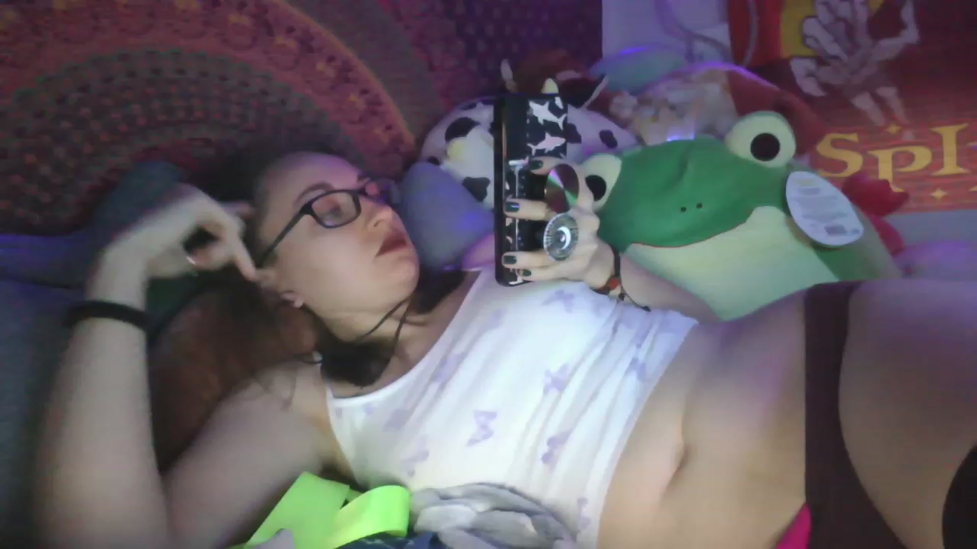 Gallery image thumbnail from Lorelei555's myfreecams stream on, 12/01/2022, 21:04 image 17 of 20