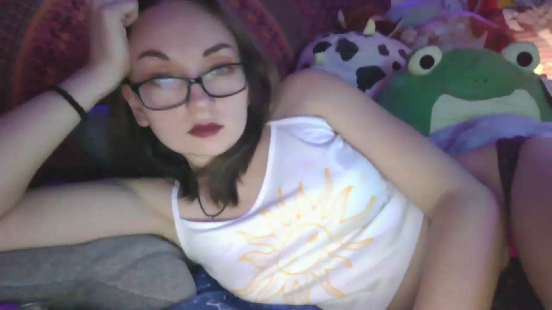 Gallery image thumbnail from Lorelei555's myfreecams stream on, 12/11/2022, 18:49 image 18 of 20