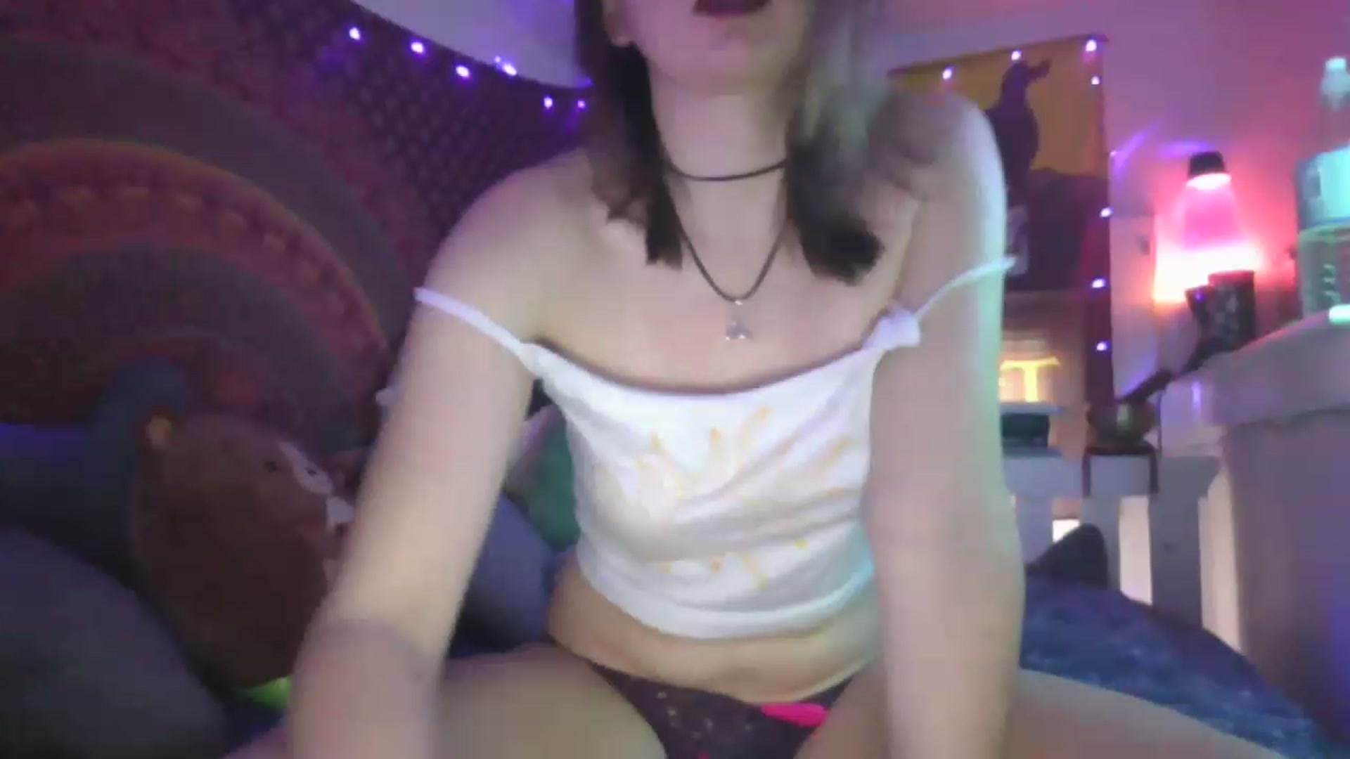Gallery image thumbnail from Lorelei555's myfreecams stream on, 12/11/2022, 18:49 image 2 of 20