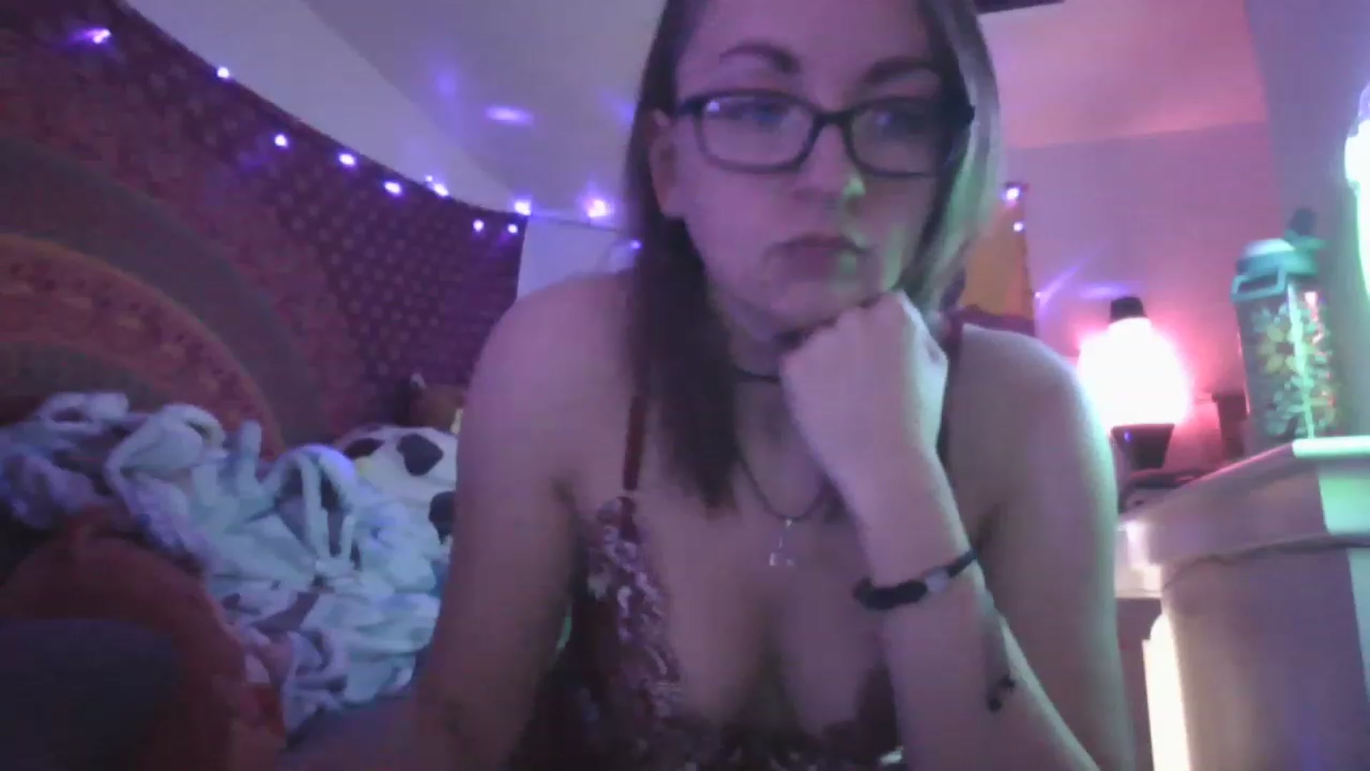 Gallery image thumbnail from Lorelei555's myfreecams stream on, 12/22/2022, 15:50 image 19 of 20