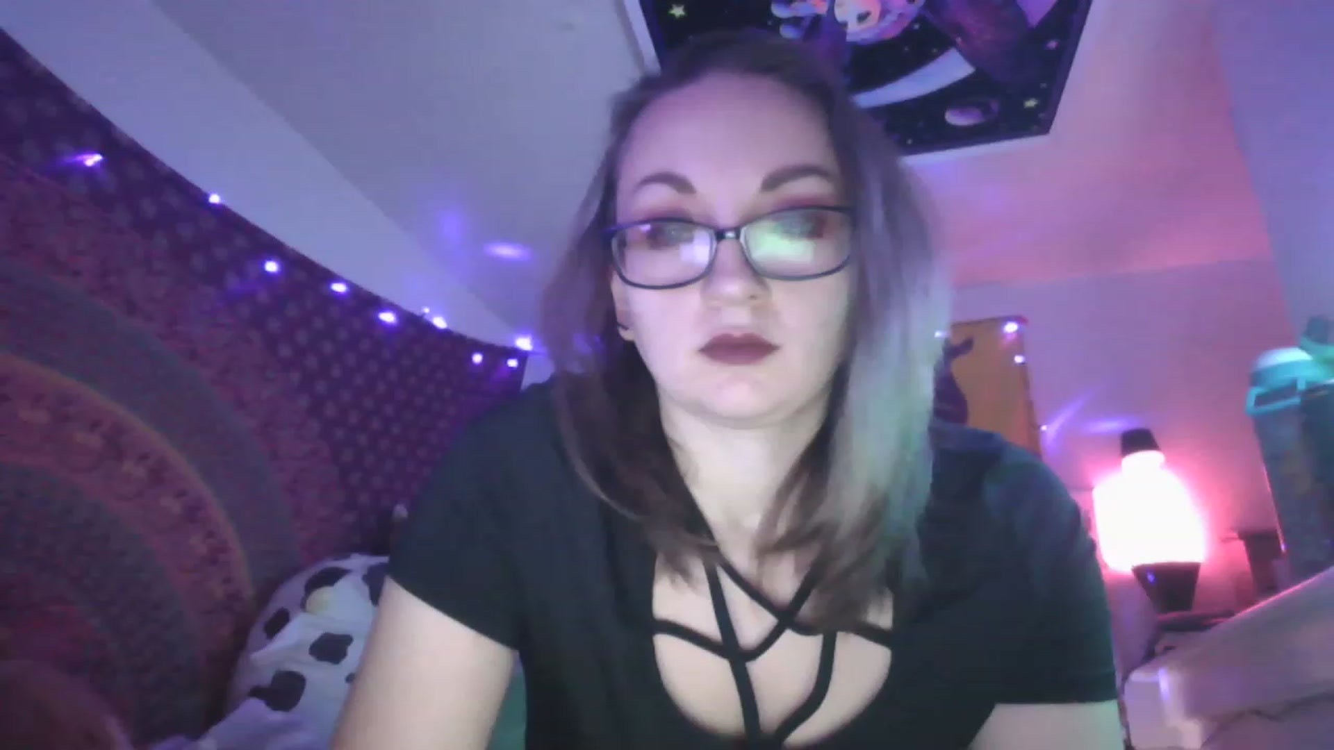 Gallery image thumbnail from Lorelei555's myfreecams stream on, 12/26/2022, 21:08 image 2 of 20
