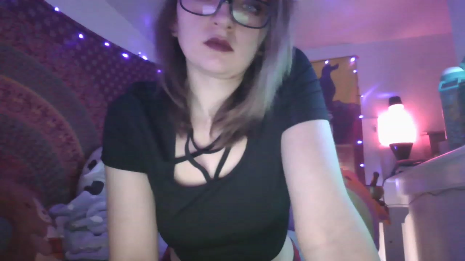 Gallery image thumbnail from Lorelei555's myfreecams stream on, 12/26/2022, 21:08 image 3 of 20