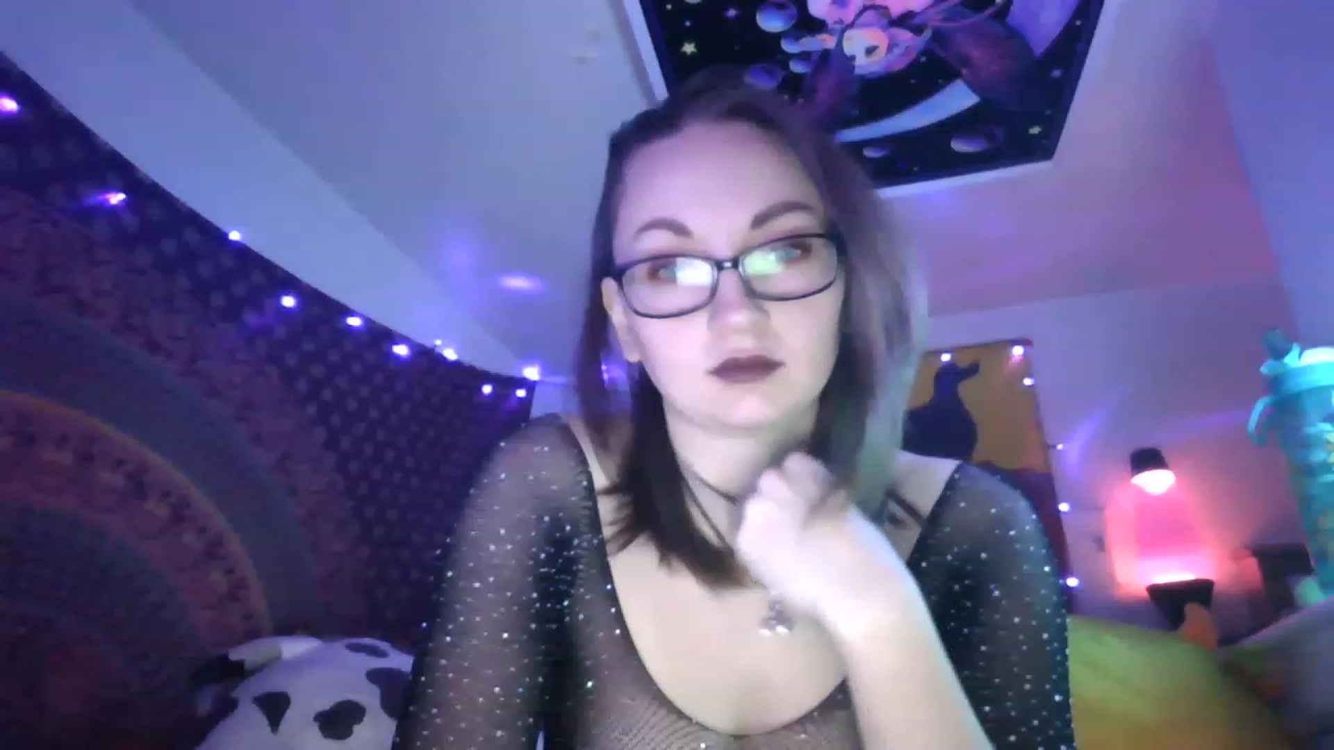 Gallery image thumbnail from Lorelei555's myfreecams stream on, 01/03/2023, 17:46 image 2 of 20
