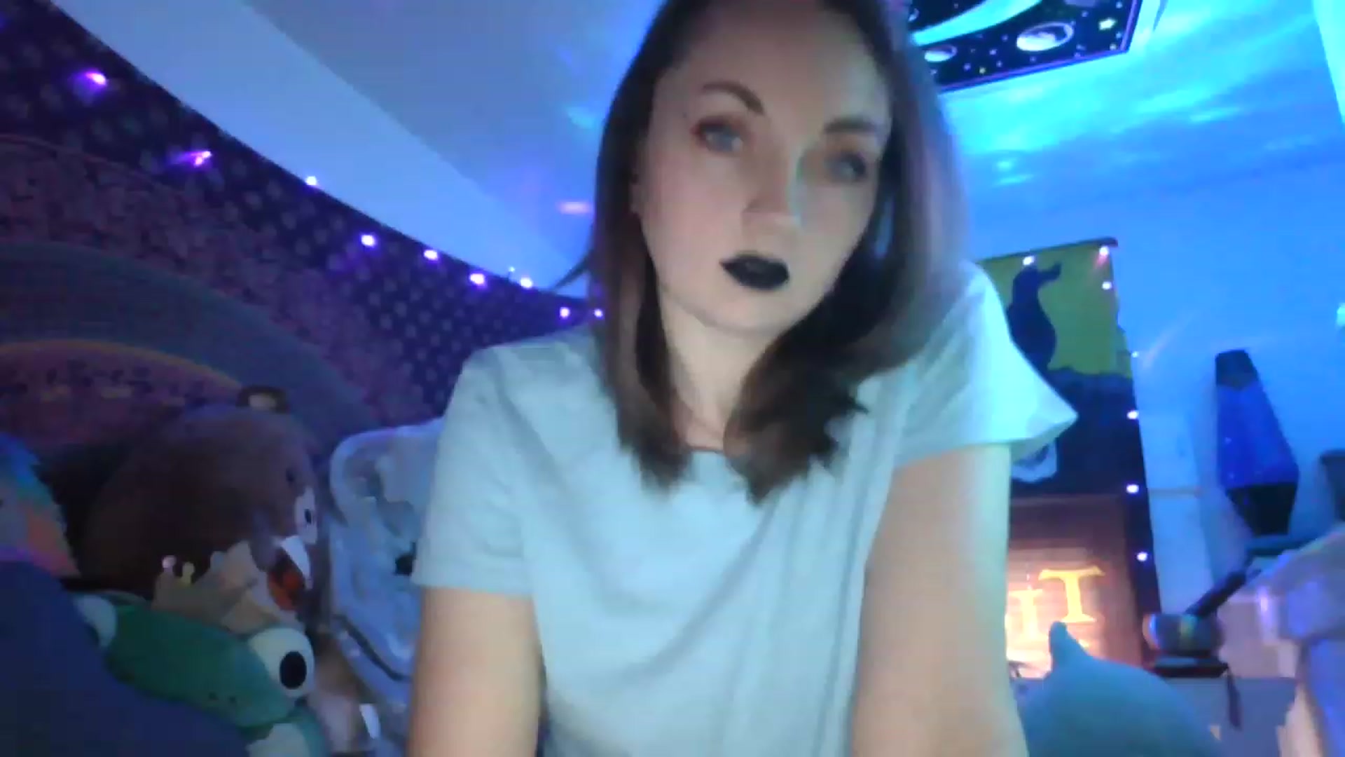 Gallery image thumbnail from Lorelei555's myfreecams stream on, 01/13/2023, 20:11 image 1 of 20