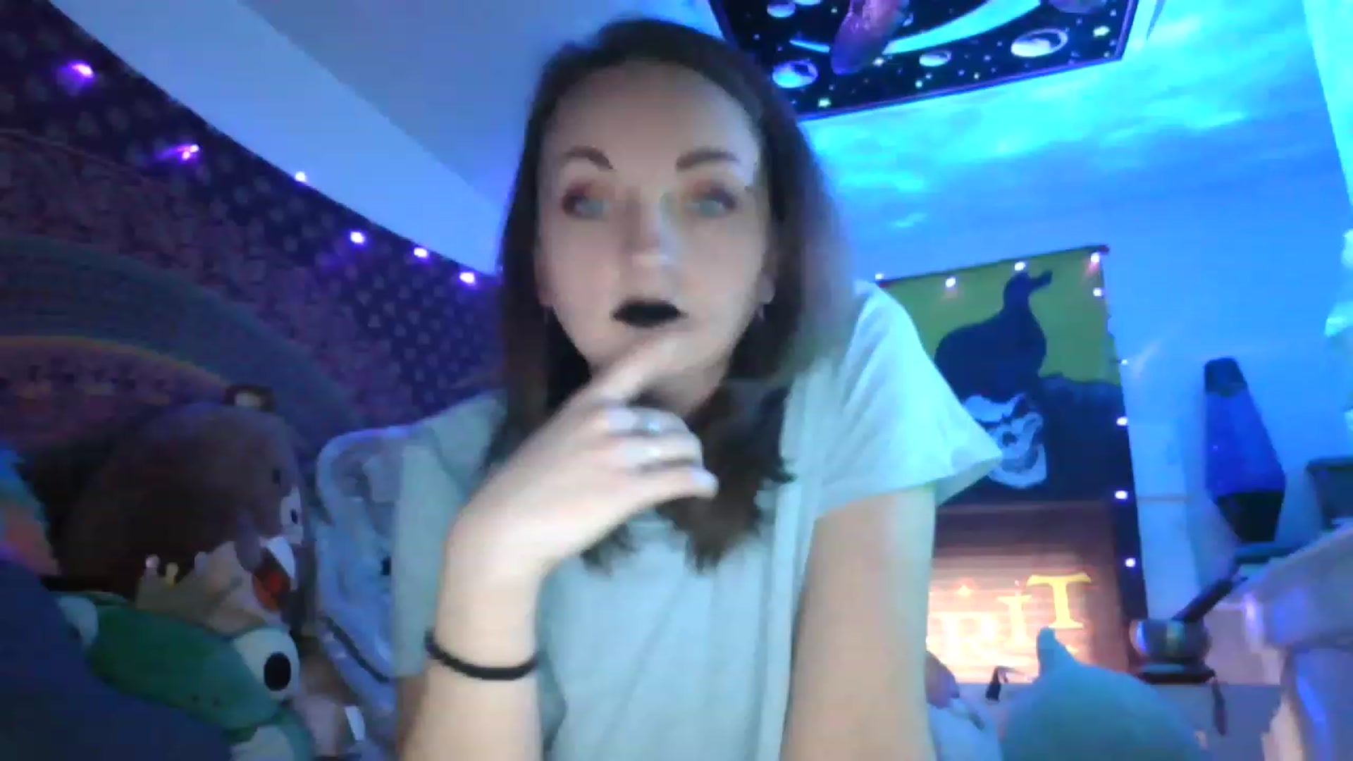 Gallery image thumbnail from Lorelei555's myfreecams stream on, 01/13/2023, 20:11 image 2 of 20