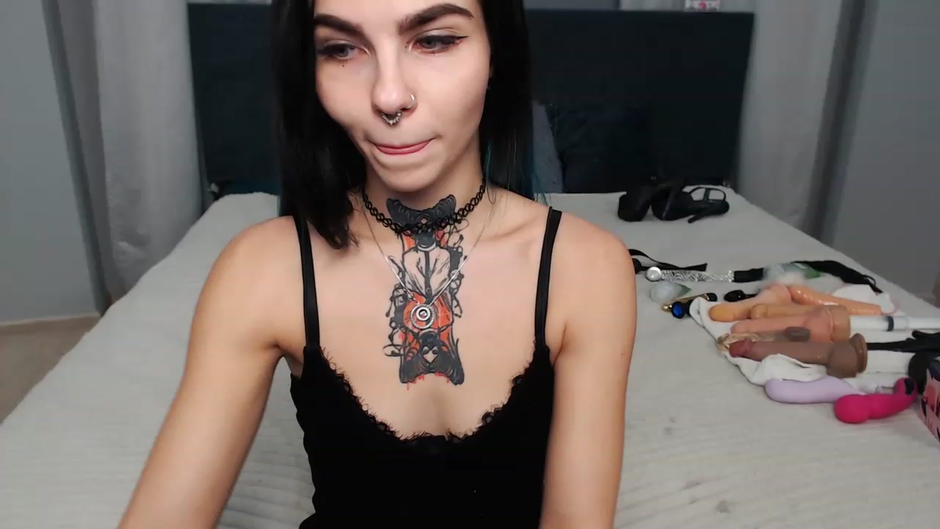 Gallery image thumbnail from Loren_Ray's myfreecams stream on, 11/14/2022, 11:02 image 12 of 20
