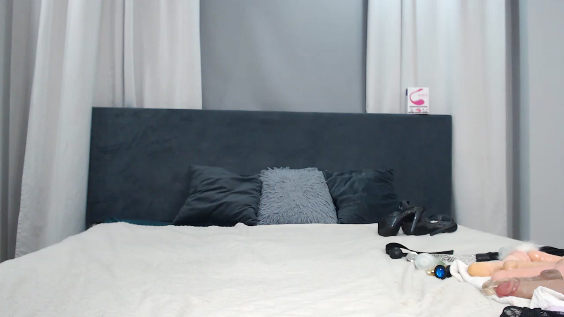 Gallery image thumbnail from Loren_Ray's myfreecams stream on, 11/14/2022, 11:02 image 2 of 20