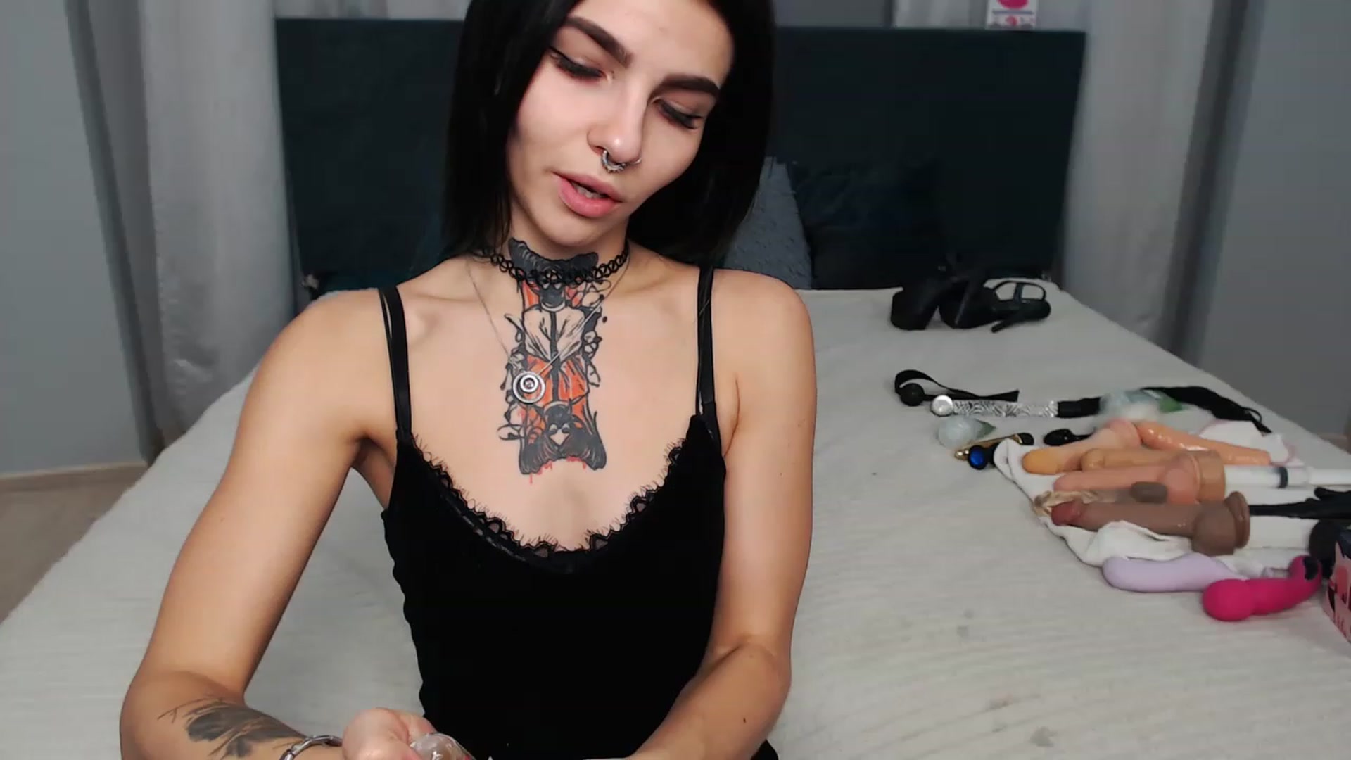 Gallery image thumbnail from Loren_Ray's myfreecams stream on, 11/14/2022, 11:02 image 17 of 20