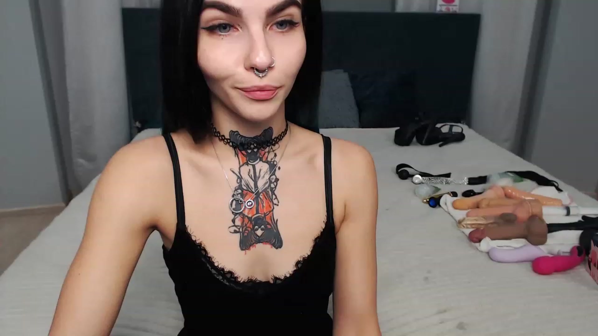 Gallery image thumbnail from Loren_Ray's myfreecams stream on, 11/14/2022, 11:02 image 20 of 20