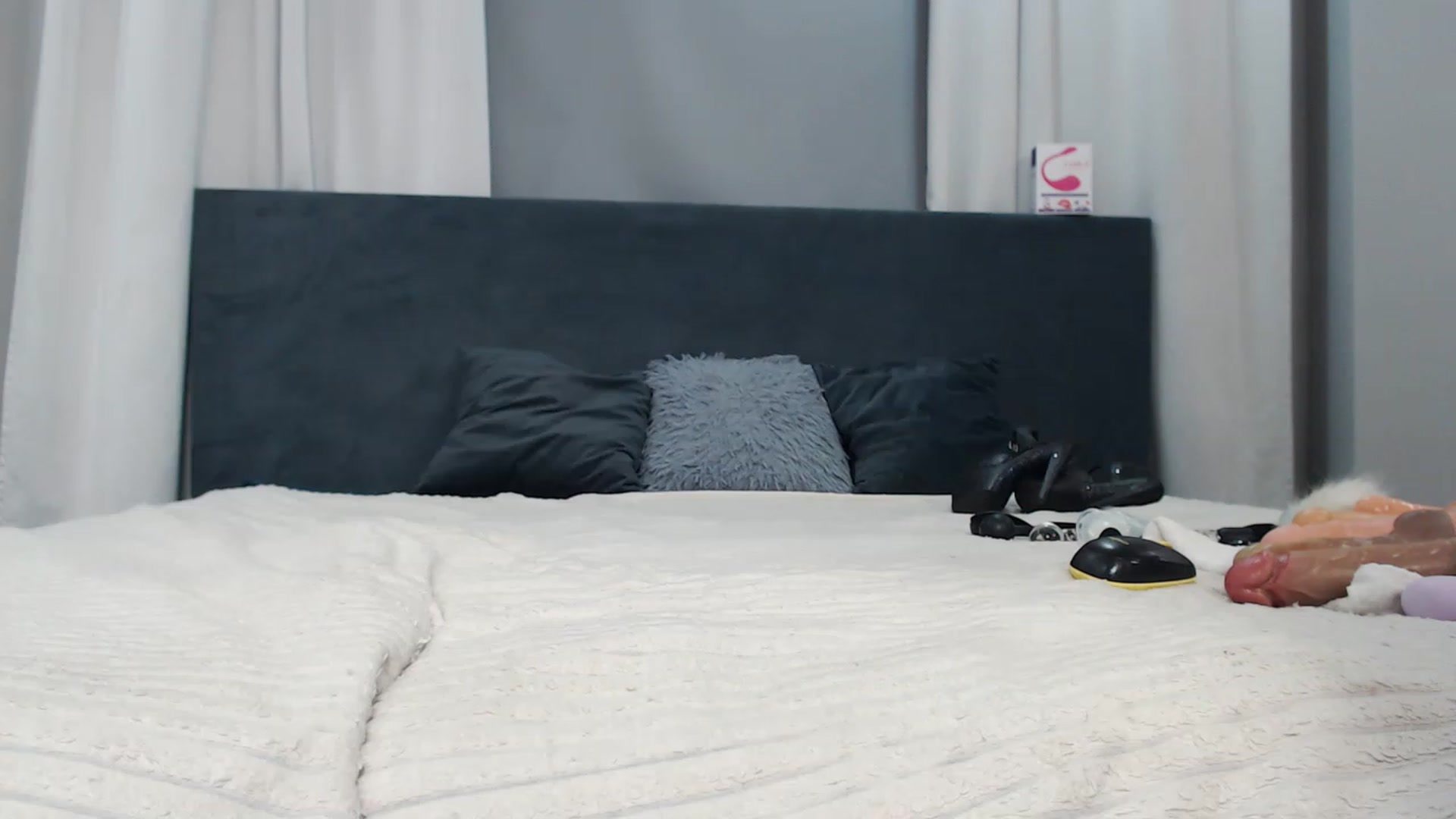 Gallery image thumbnail from Loren_Ray's myfreecams stream on, 11/14/2022, 11:28 image 14 of 20