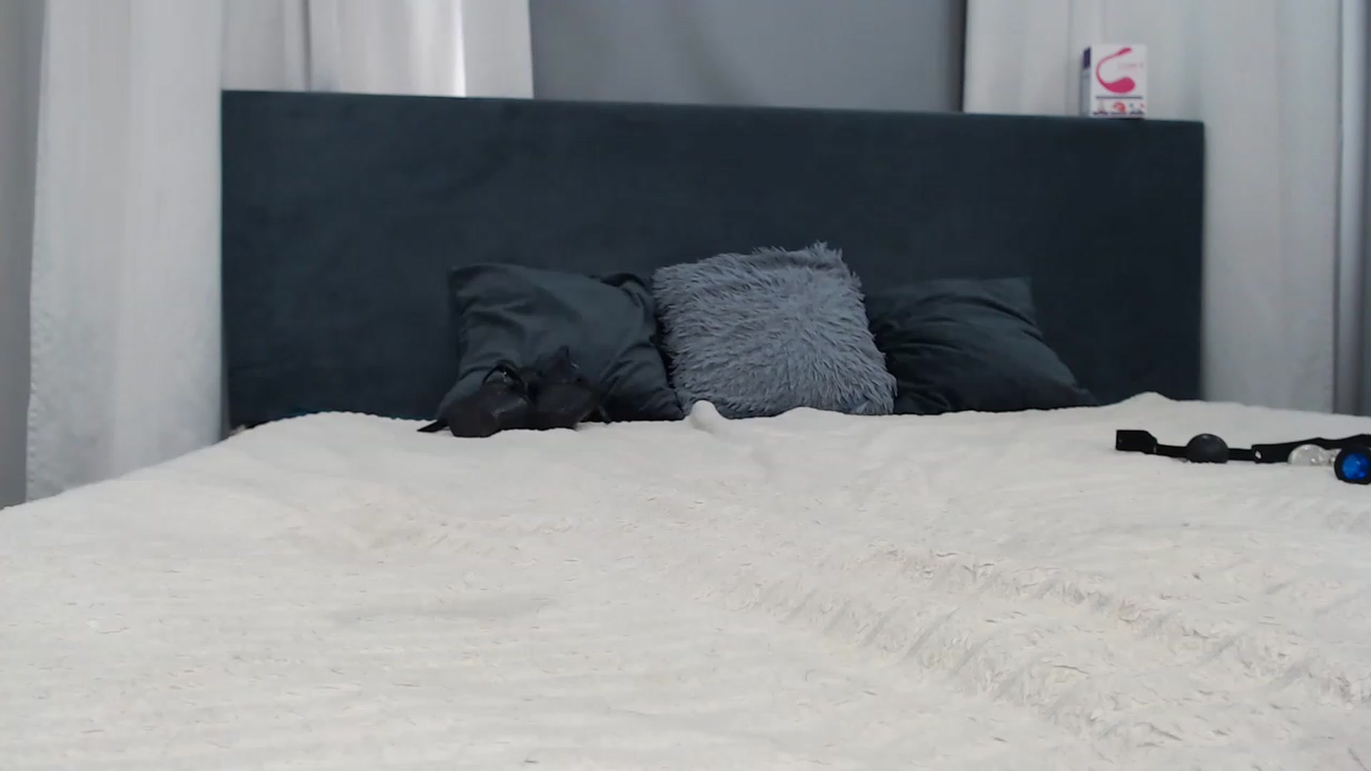 Gallery image thumbnail from Loren_Ray's myfreecams stream on, 11/18/2022, 10:46 image 1 of 20