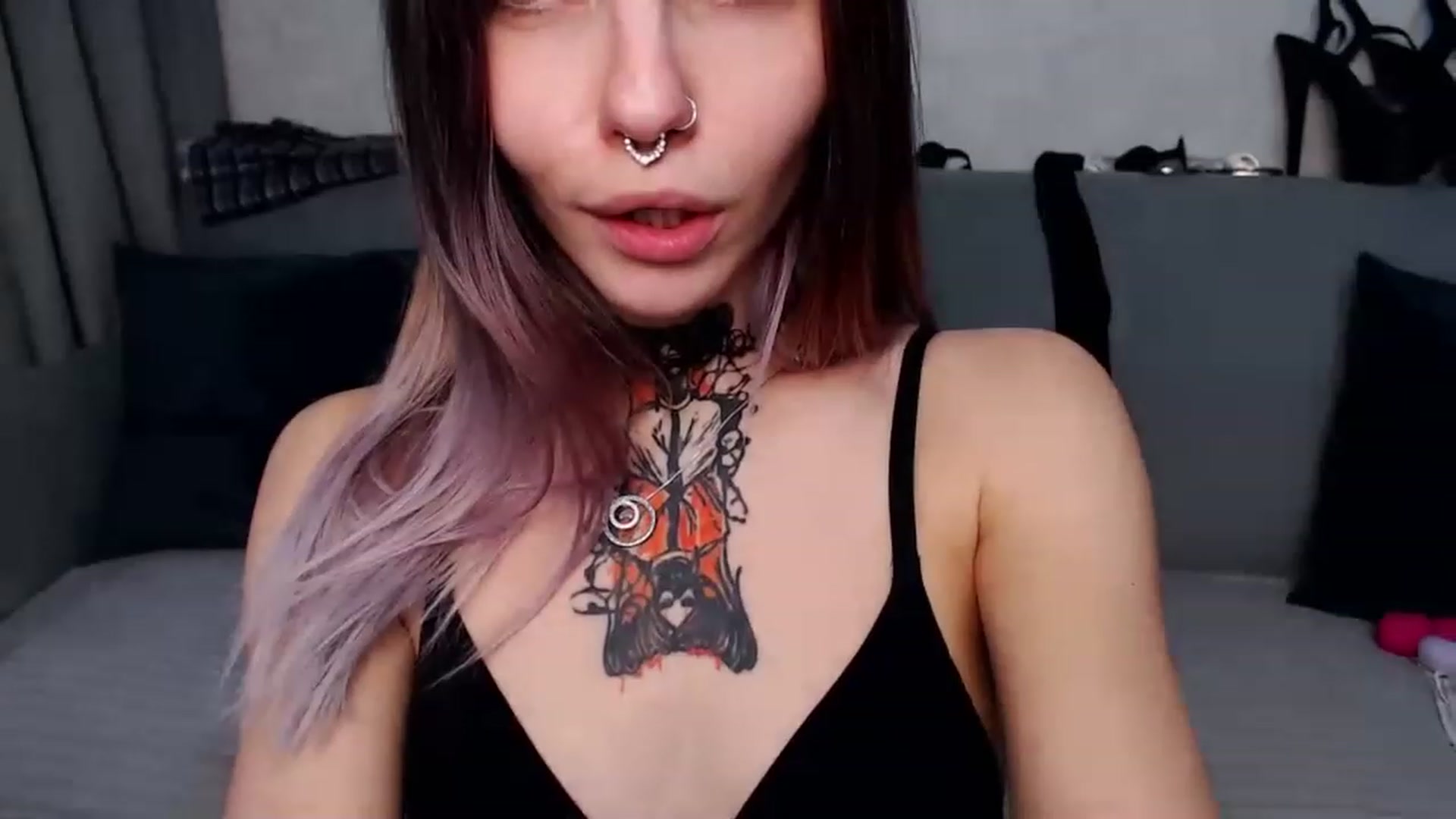 Gallery image thumbnail from Loren_Ray's myfreecams stream on, 02/13/2023, 14:42 image 12 of 20