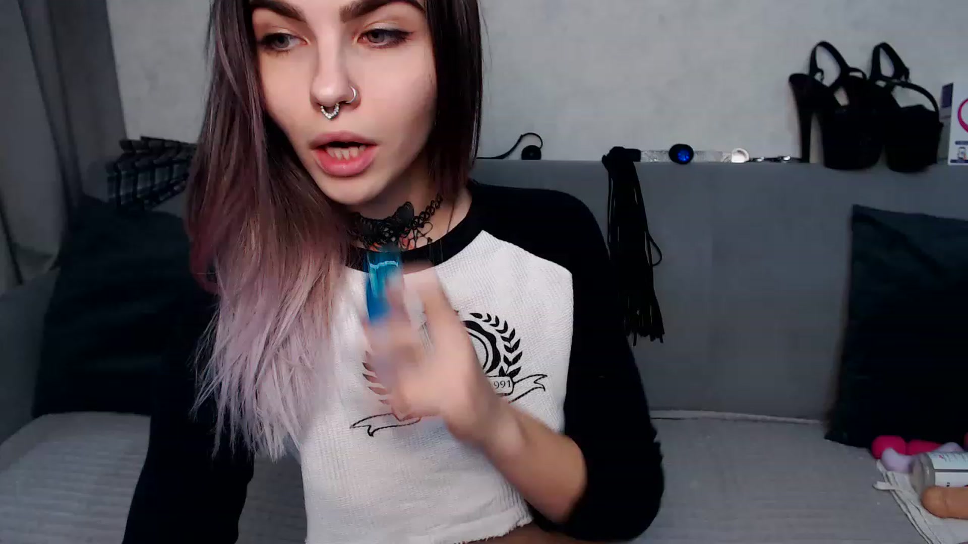 Gallery image thumbnail from Loren_Ray's myfreecams stream on, 02/15/2023, 13:19 image 17 of 20