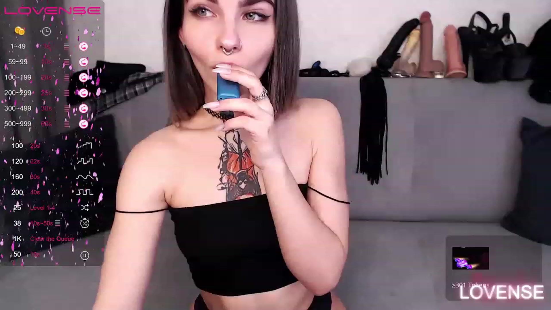 Gallery image thumbnail from Loren_Ray's myfreecams stream on, 04/13/2023, 10:26 image 1 of 20