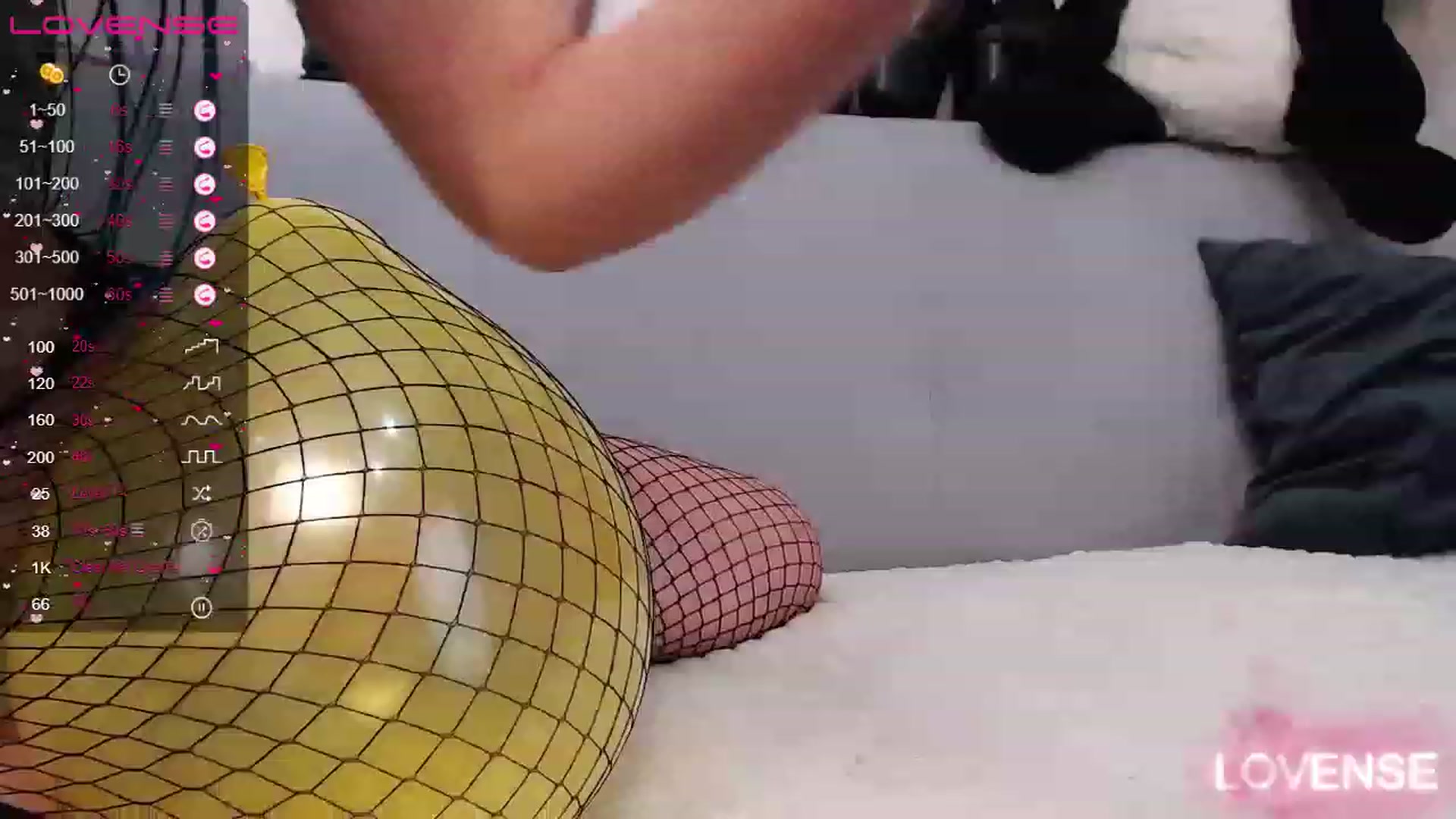 Gallery image thumbnail from Loren_Ray's myfreecams stream on, 07/25/2023, 11:45 image 12 of 20