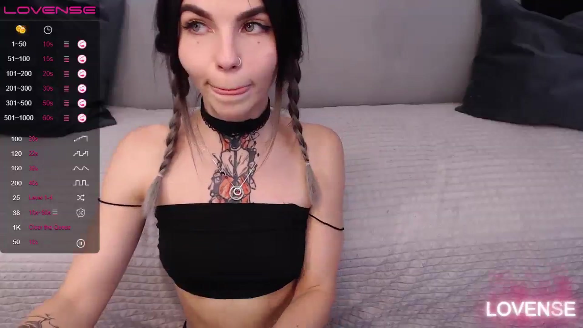 Gallery image thumbnail from Loren_Ray's myfreecams stream on, 08/18/2023, 10:51 image 18 of 20