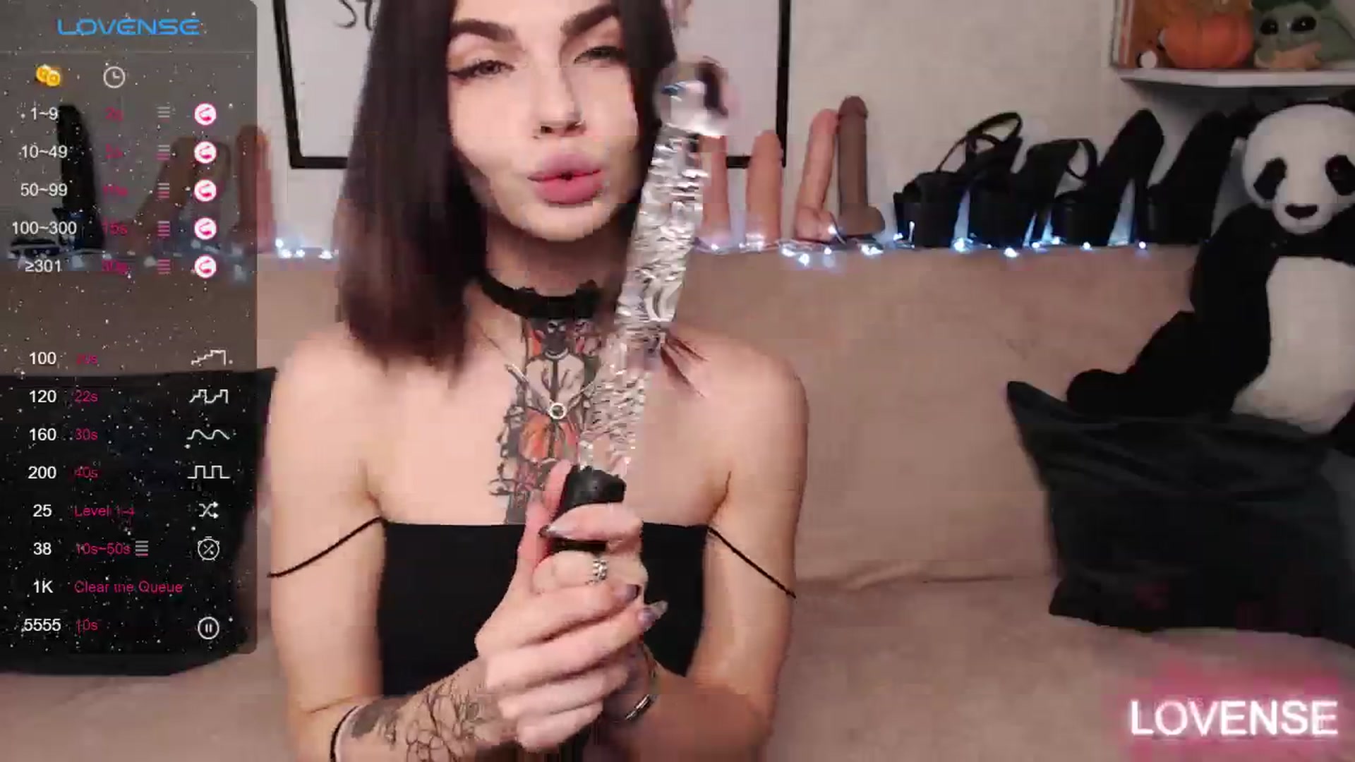 Gallery image thumbnail from Loren_Ray's myfreecams stream on, 12/12/2023, 10:30 image 14 of 20