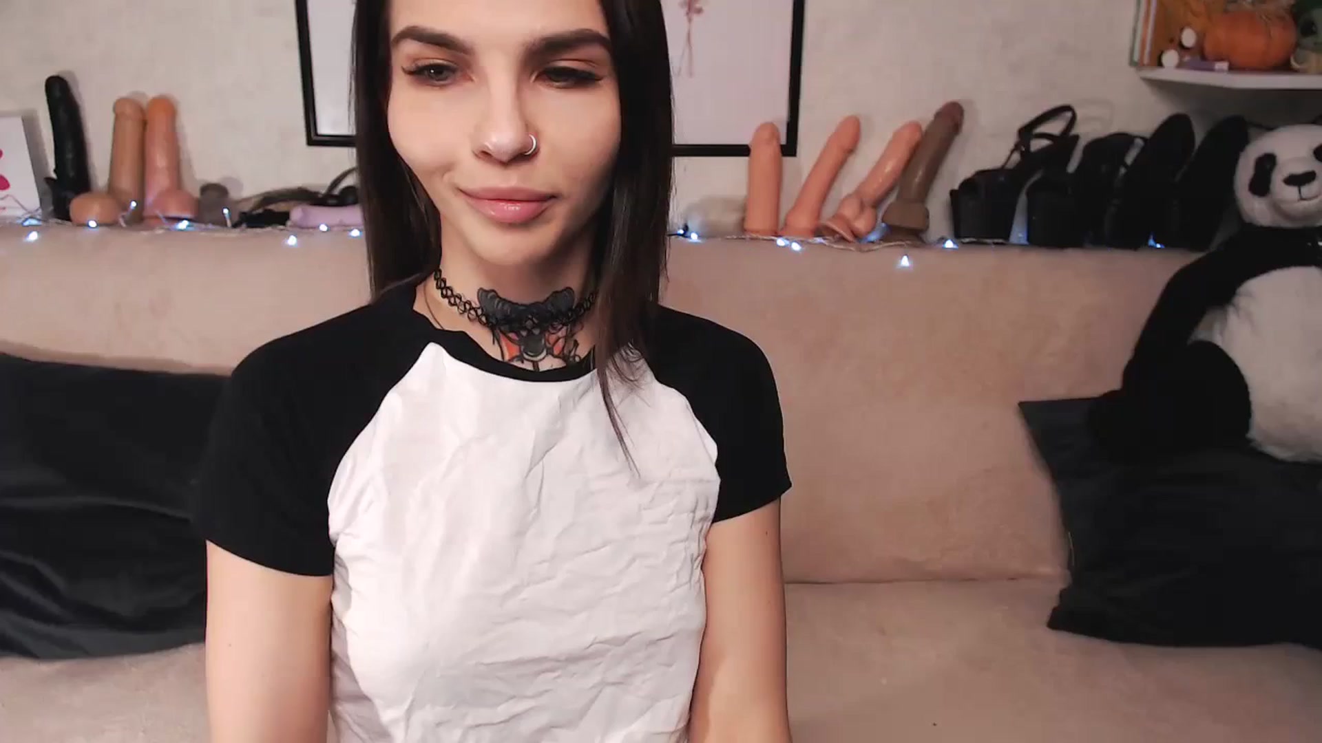 Gallery image thumbnail from Loren_Ray's myfreecams stream on, 01/23/2024, 10:07 image 1 of 20