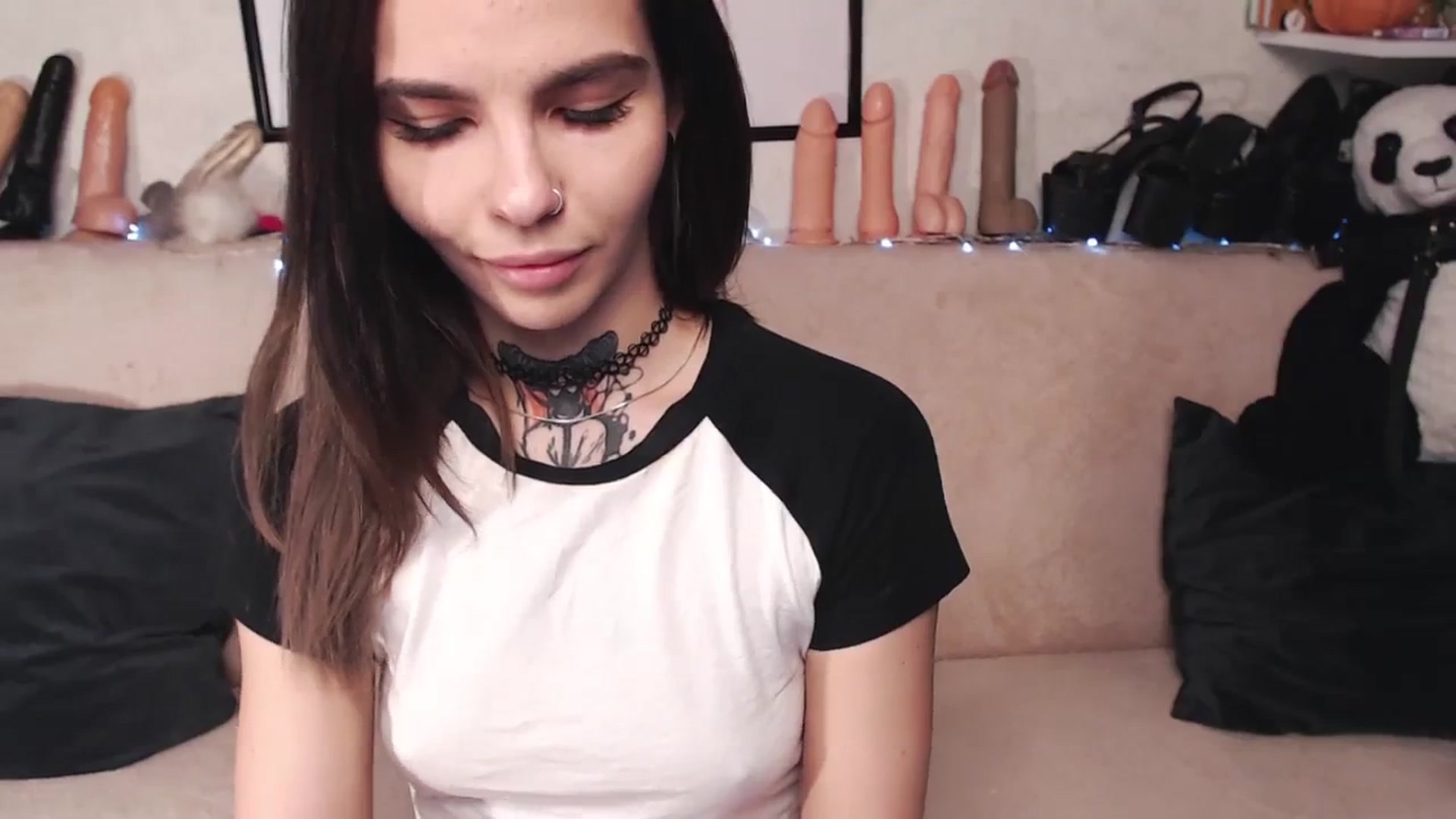 Gallery image thumbnail from Loren_Ray's myfreecams stream on, 01/29/2024, 11:17 image 20 of 20