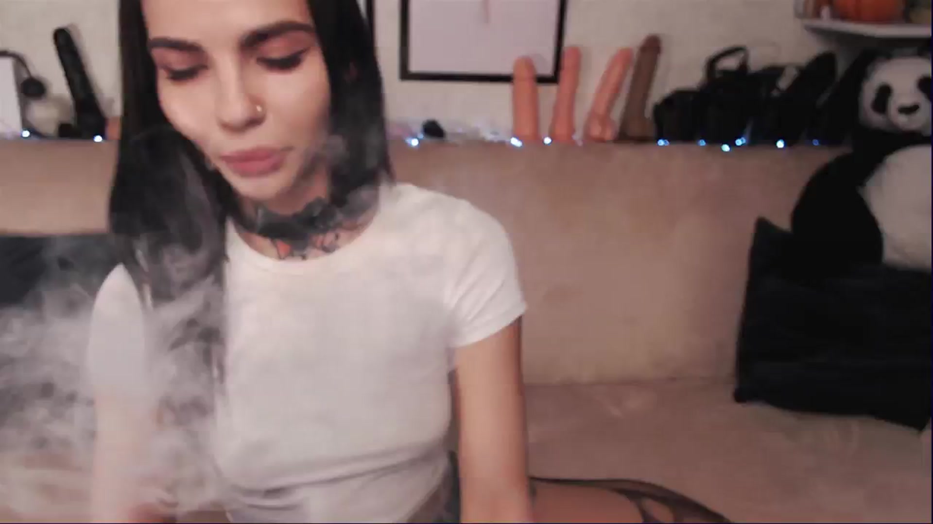Gallery image thumbnail from Loren_Ray's myfreecams stream on, 03/29/2024, 12:56 image 17 of 20