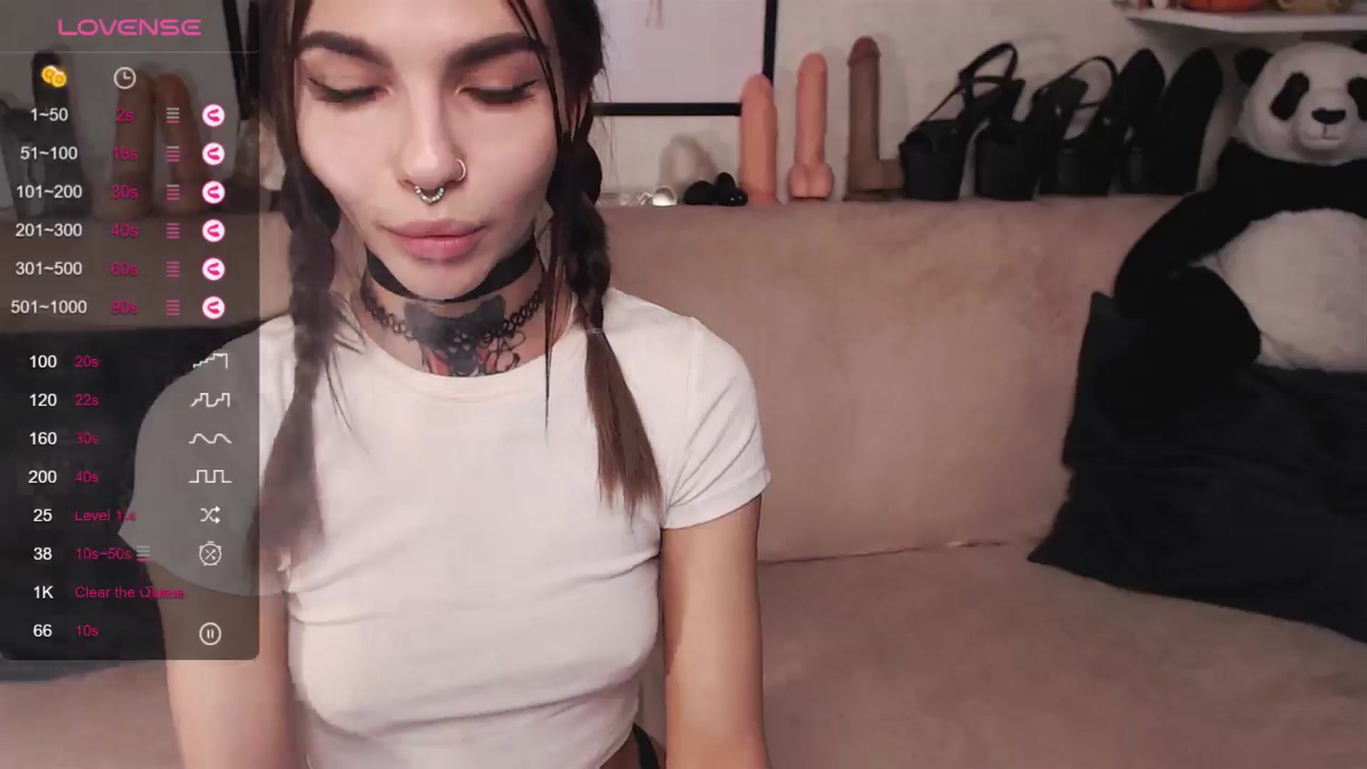 Gallery image thumbnail from Loren_Ray's myfreecams stream on, 05/03/2024, 09:03 image 9 of 20