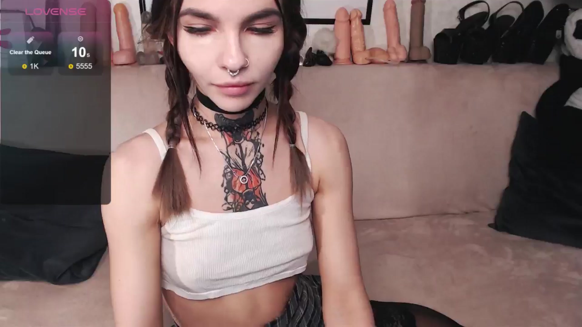 Gallery image thumbnail from Loren_Ray's myfreecams stream on, 05/29/2024, 07:13 image 4 of 20