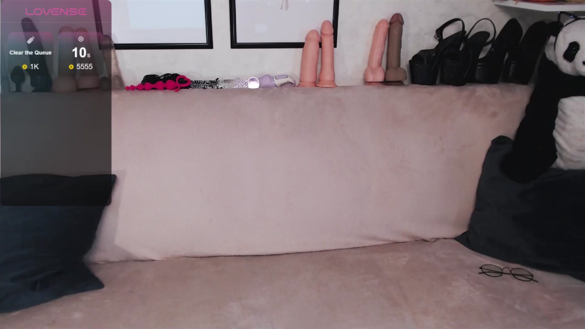Gallery image thumbnail from Loren_Ray's myfreecams stream on, 06/11/2024, 11:10 image 13 of 20