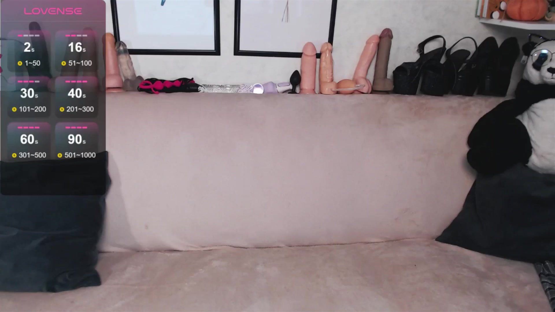 Gallery image thumbnail from Loren_Ray's myfreecams stream on, 06/24/2024, 08:45 image 12 of 20
