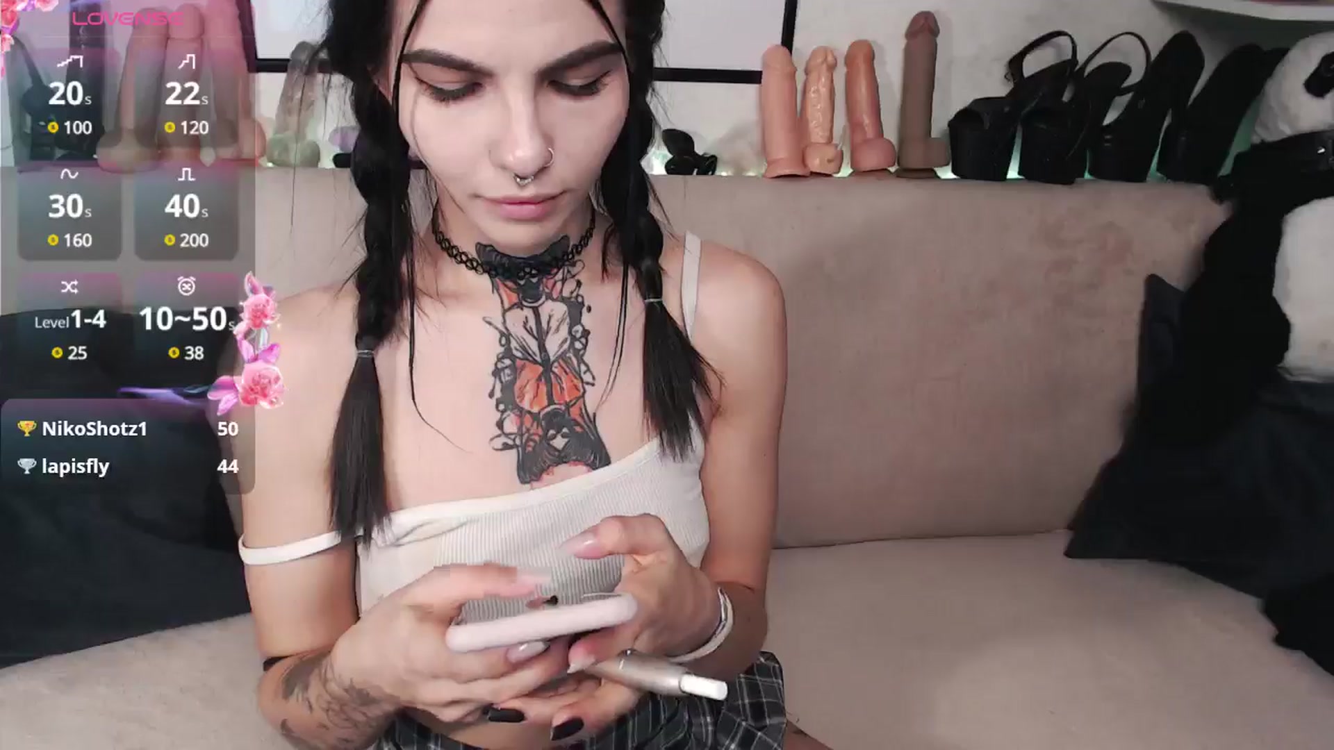 Gallery image thumbnail from Loren_Ray's myfreecams stream on, 10/20/2024, 09:02 image 4 of 20