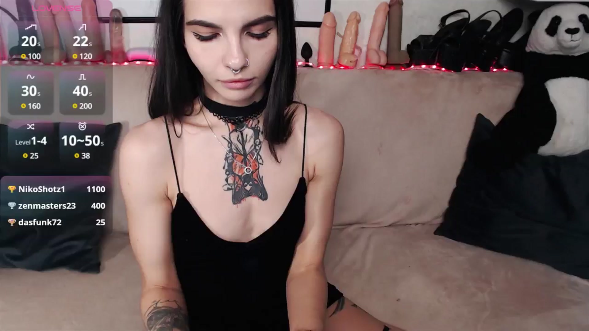 Gallery image thumbnail from Loren_Ray's myfreecams stream on, 12/22/2024, 12:34 image 2 of 20