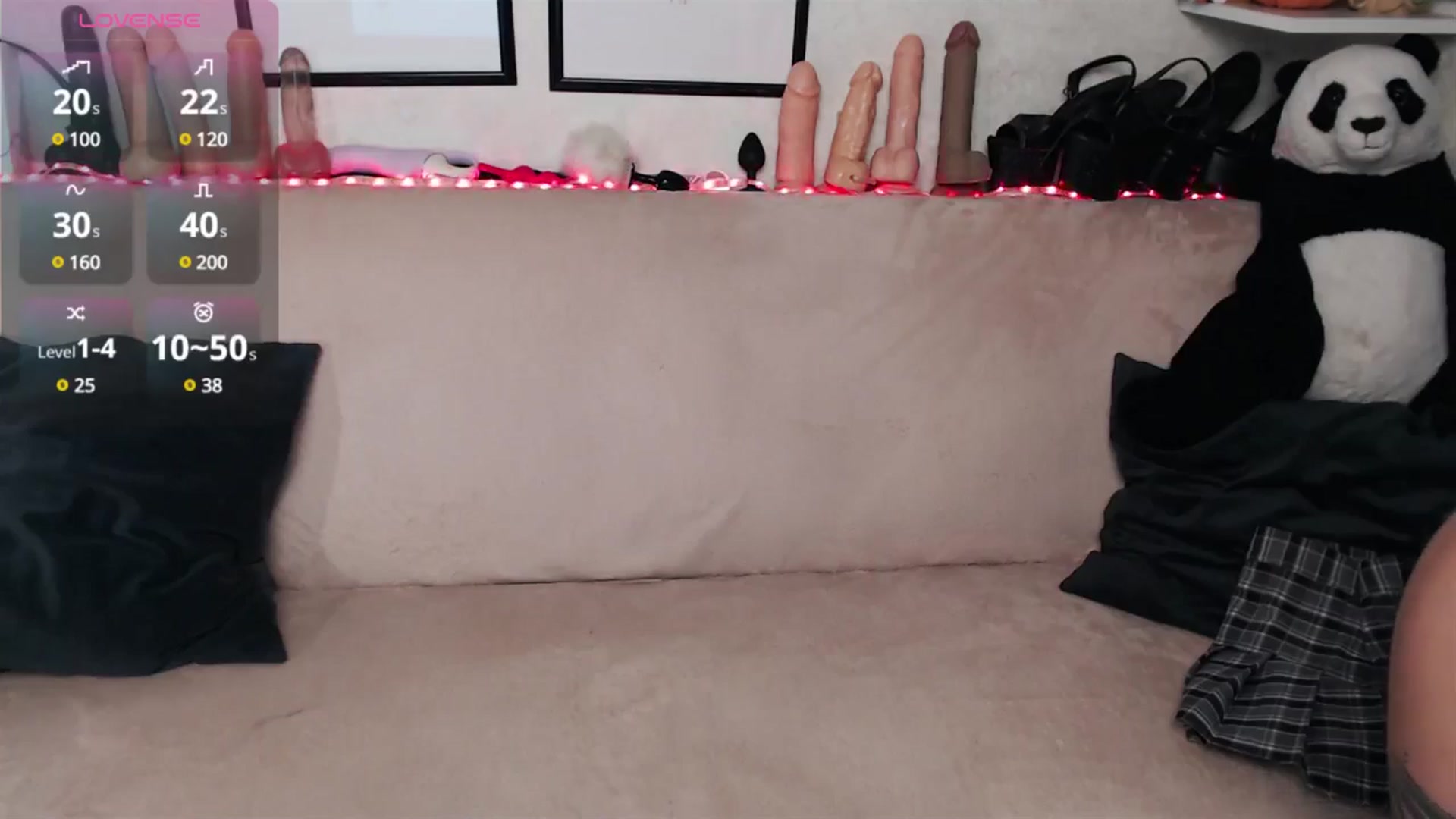 Gallery image thumbnail from Loren_Ray's myfreecams stream on, 12/23/2024, 11:26 image 8 of 20