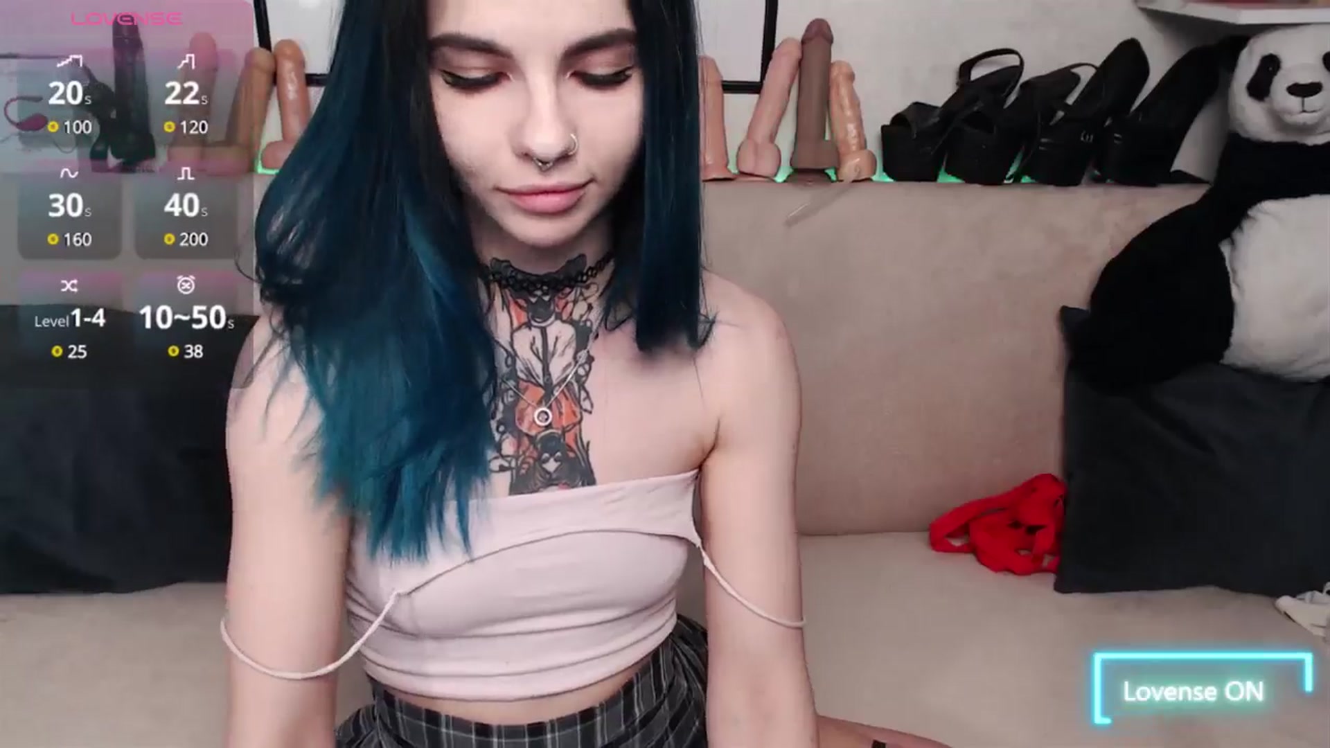 Gallery image thumbnail from Loren_Ray's myfreecams stream on, 04/18/2025, 11:52 image 15 of 20