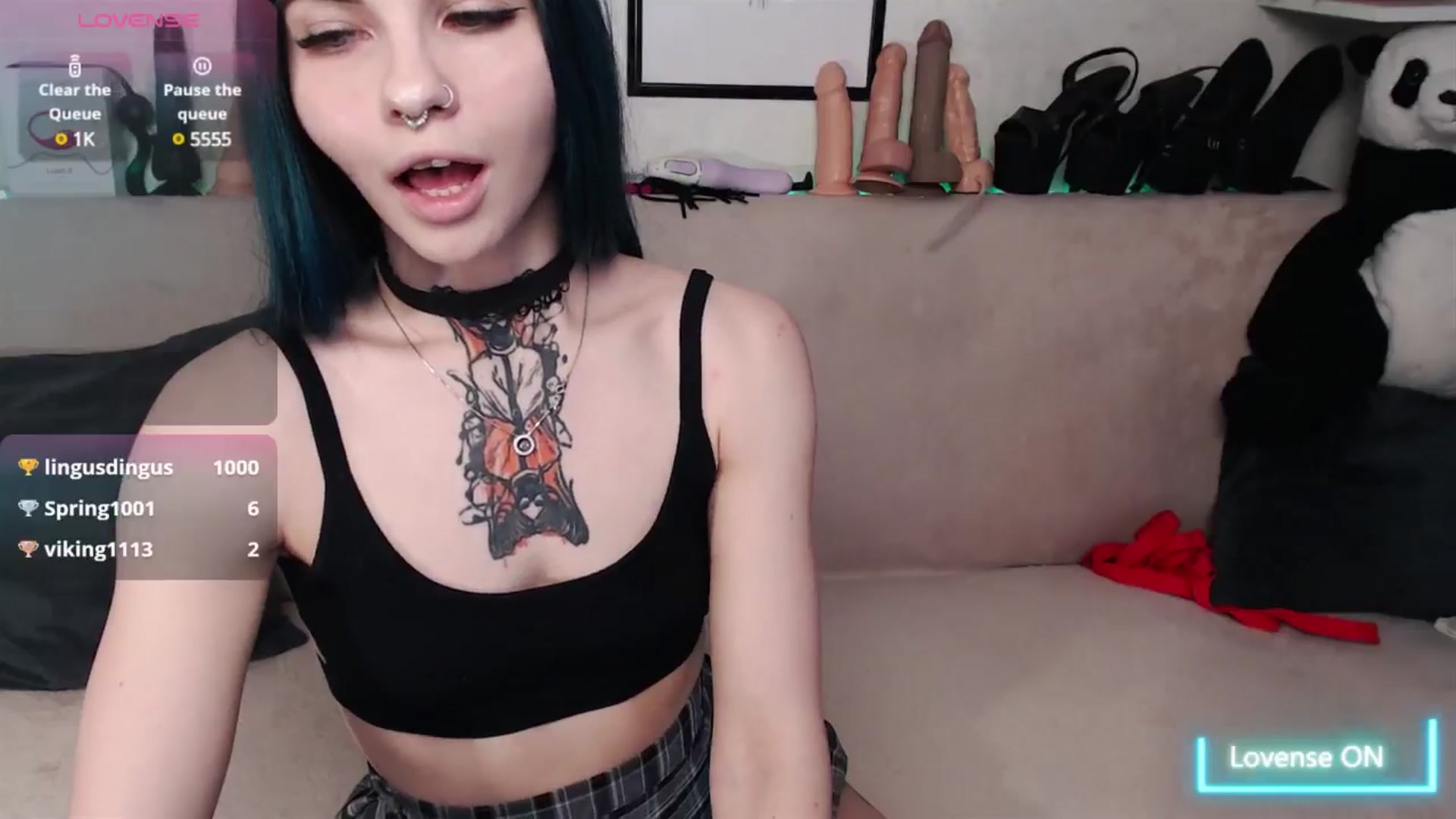 Gallery image thumbnail from Loren_Ray's myfreecams stream on, 04/22/2025, 09:18 image 19 of 20