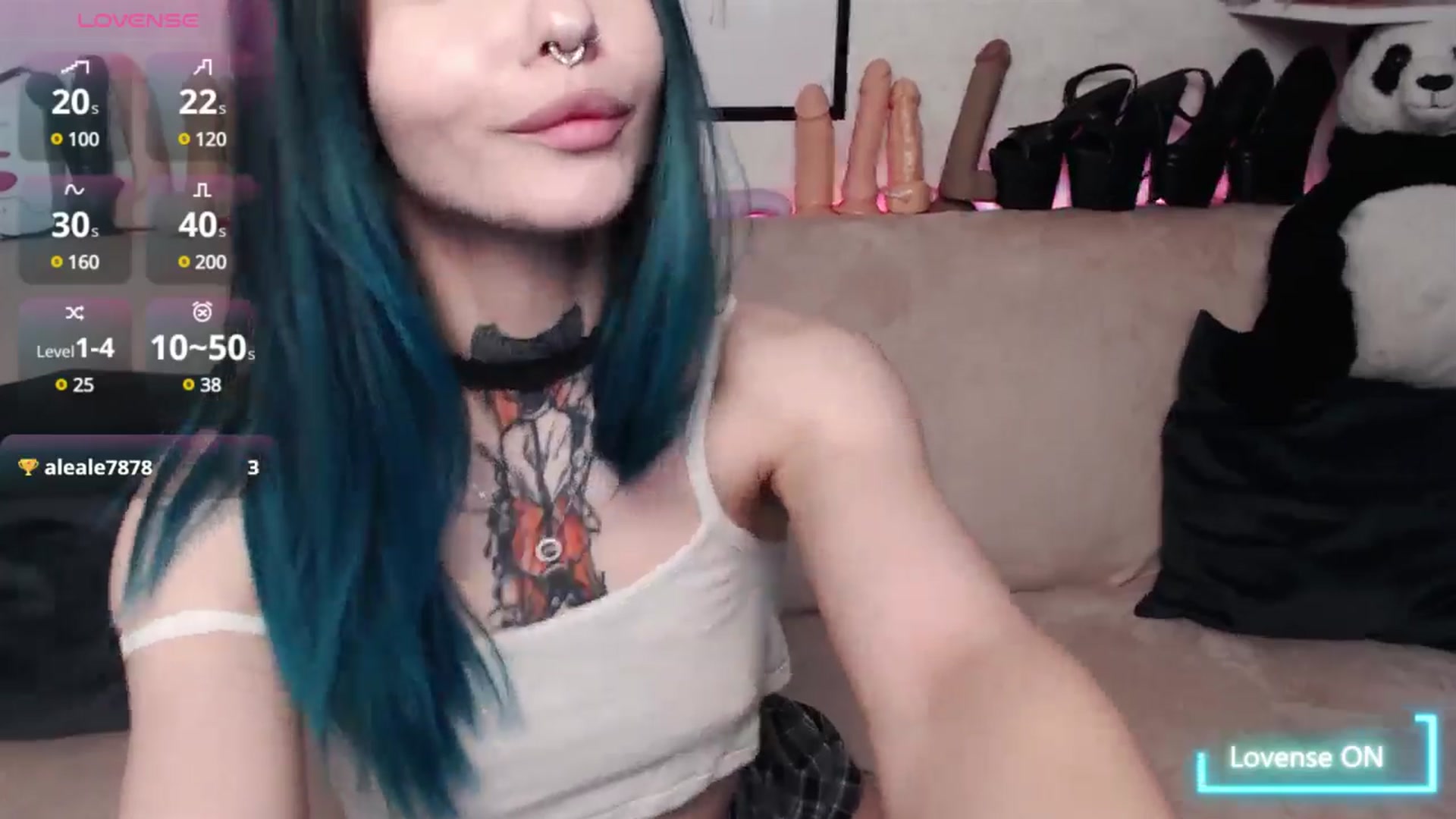 Gallery image thumbnail from Loren_Ray's myfreecams stream on, 04/24/2025, 08:23 image 8 of 20
